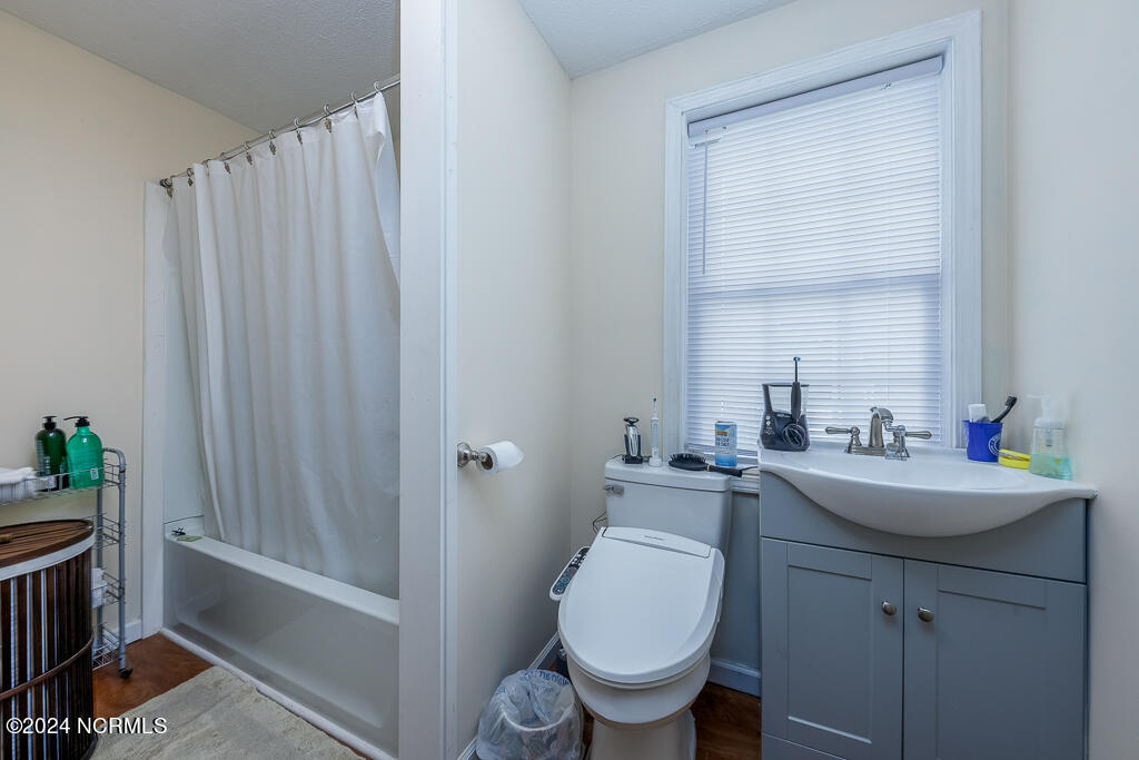 5217 Highway 101 Property Photo 14