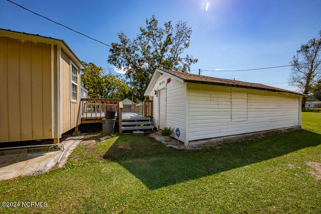 5217 Highway 101 Property Photo 16