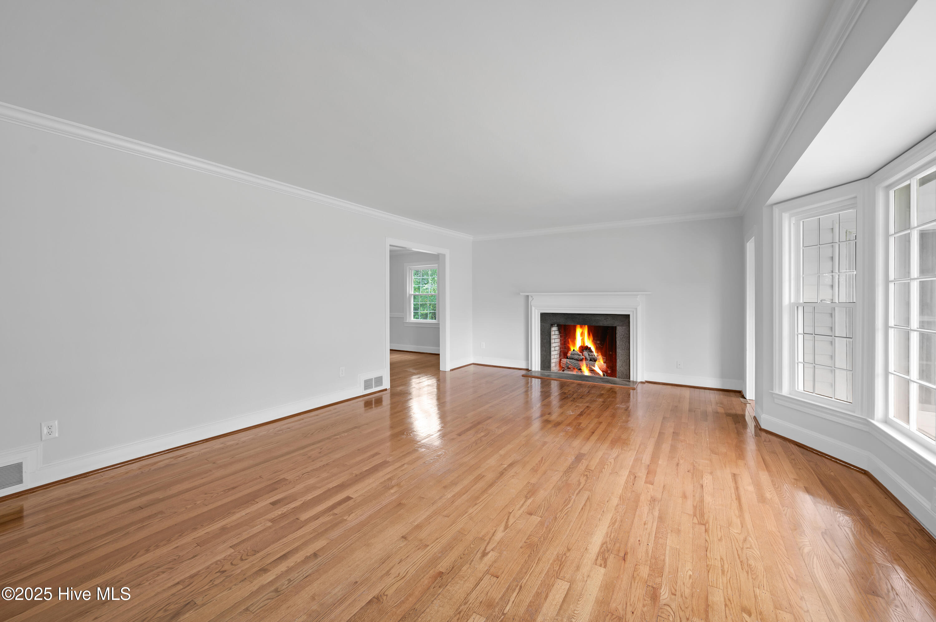 306 Granville Drive Property Photo 7