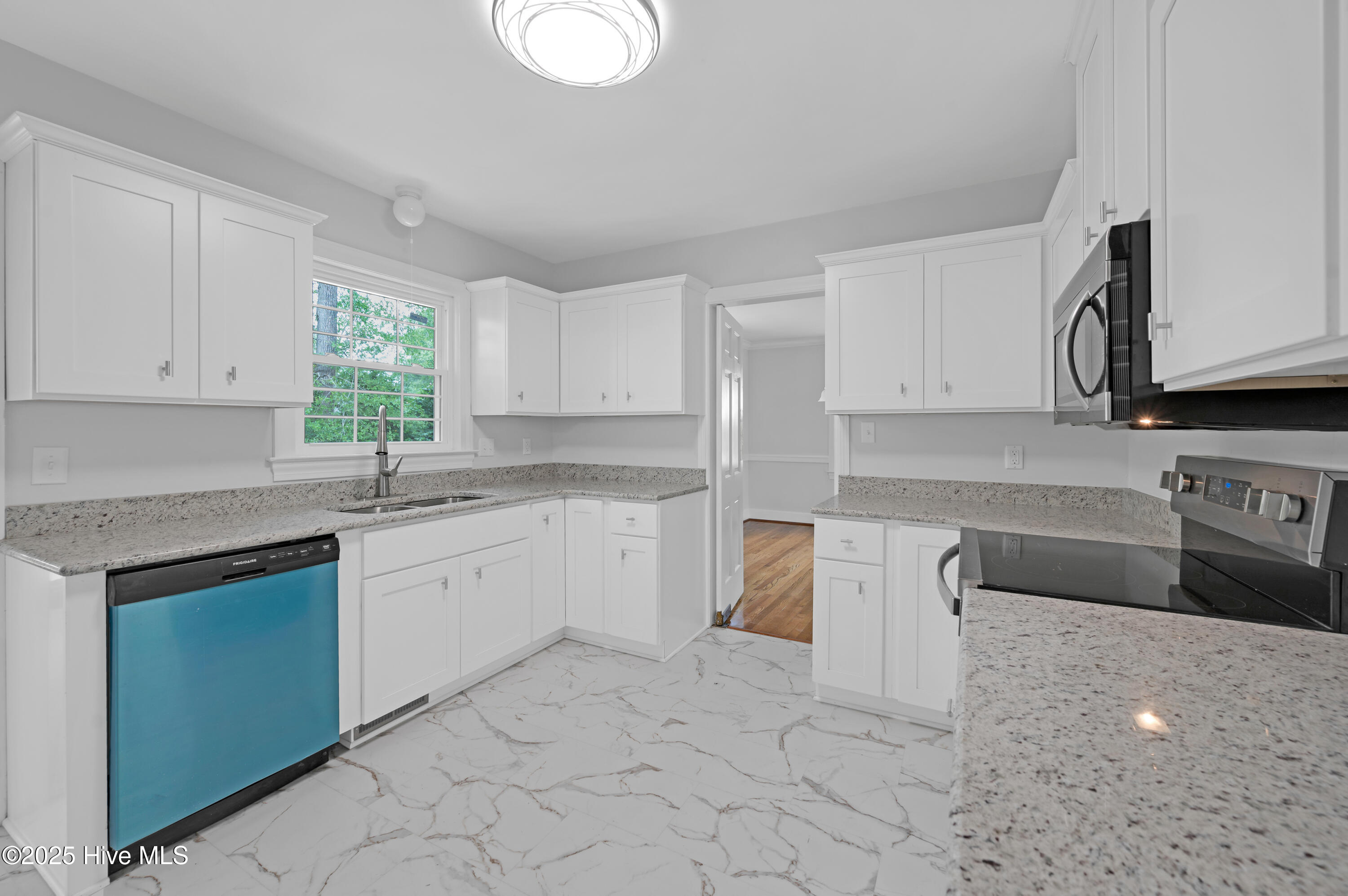 306 Granville Drive Property Photo 13