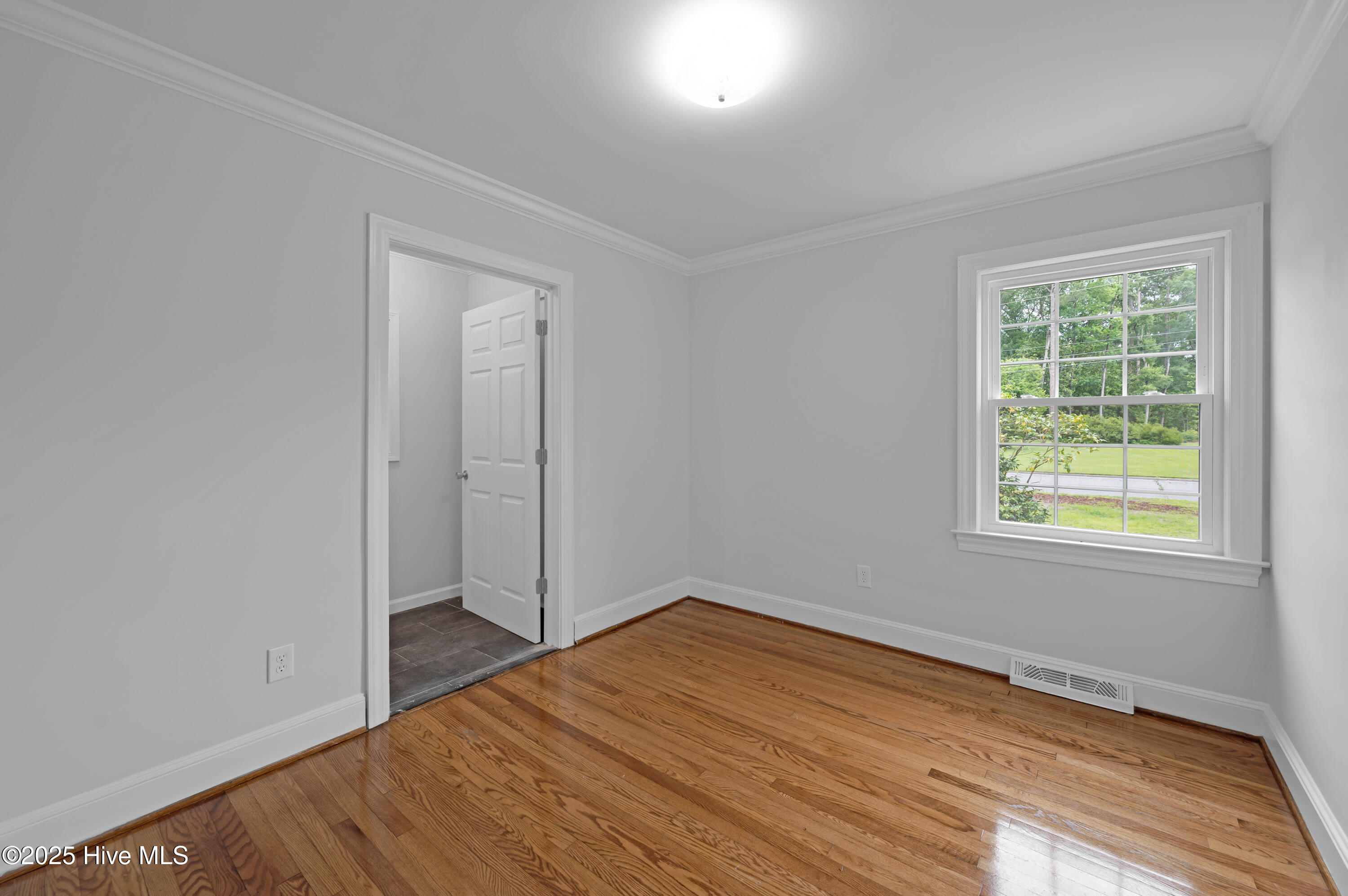 306 Granville Drive Property Photo 23