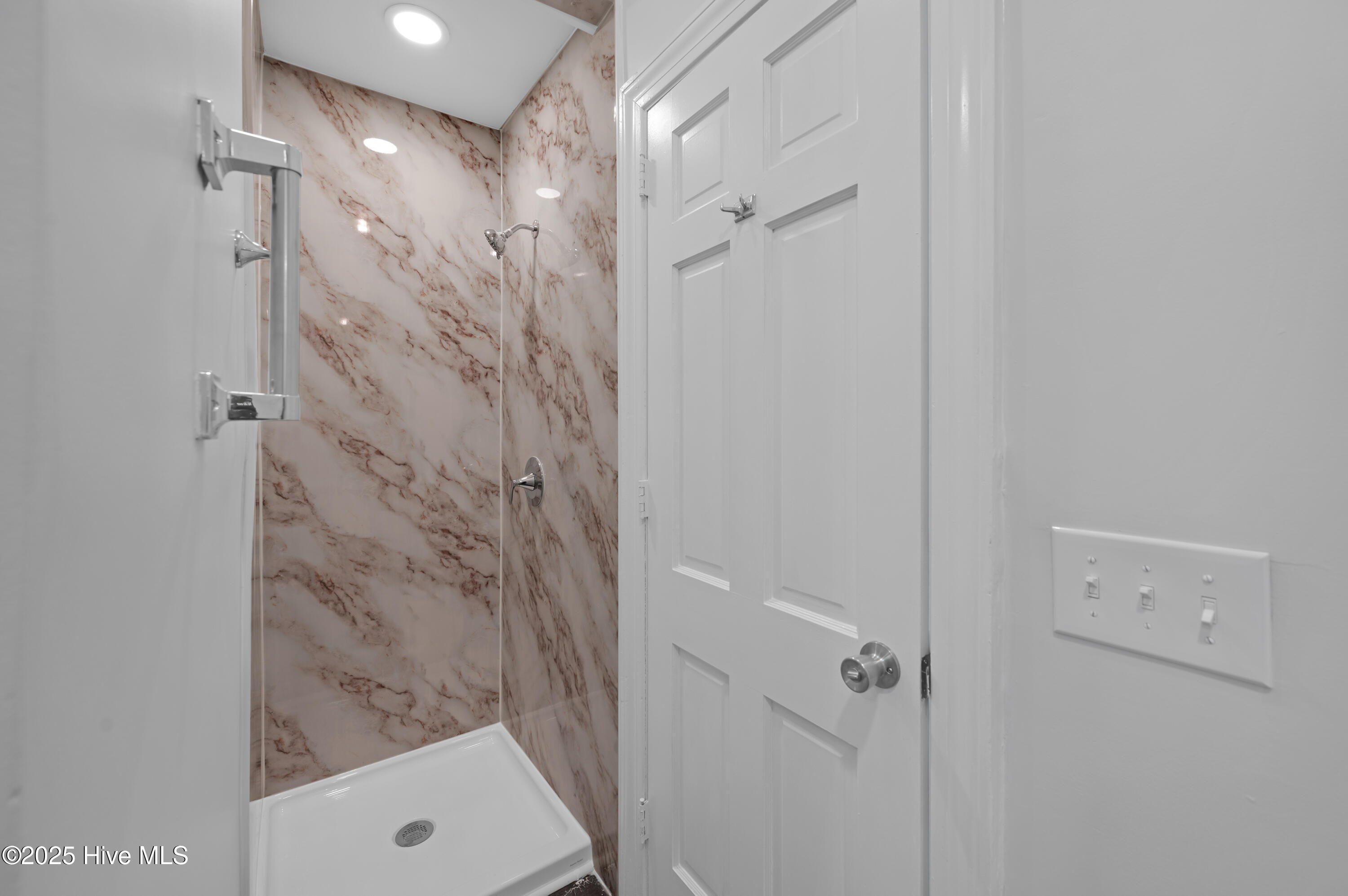 306 Granville Drive Property Photo 24