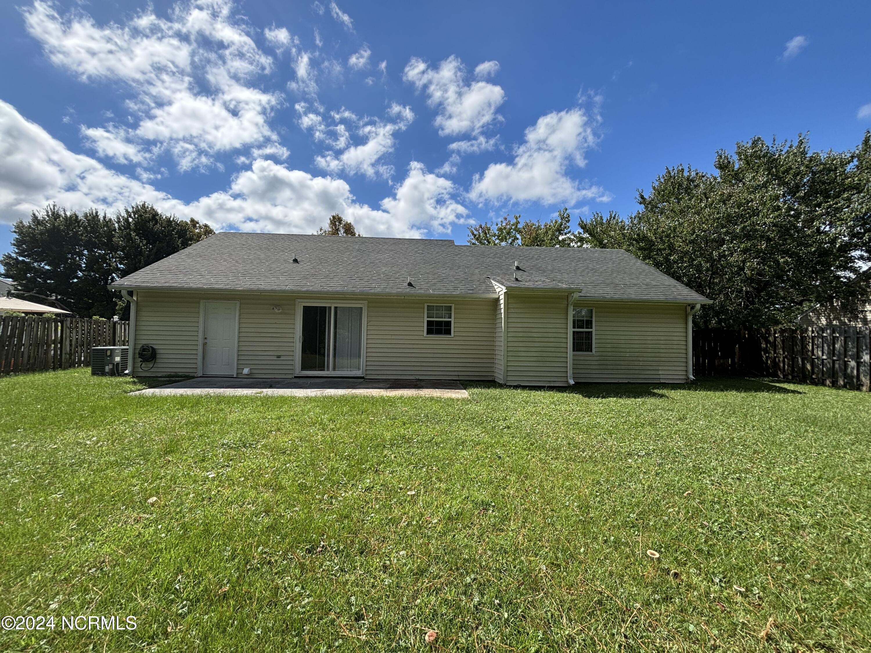 112 Horse Shoe Bend Property Photo 18