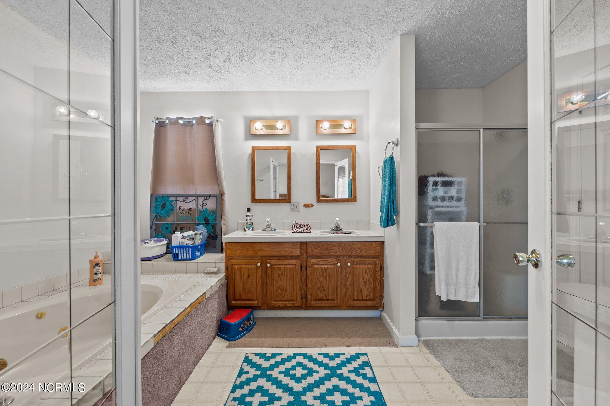 9281 Mcleod Road Property Photo 16
