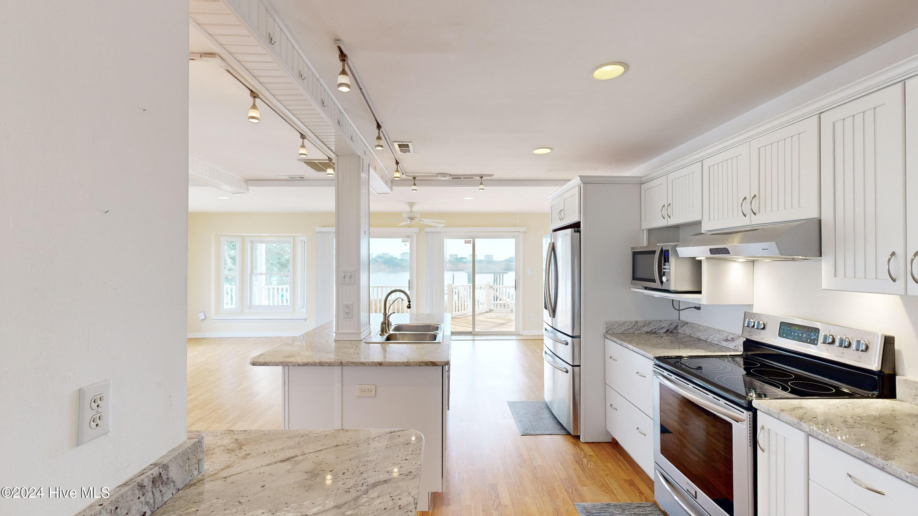 107 Grant Street Property Photo 13