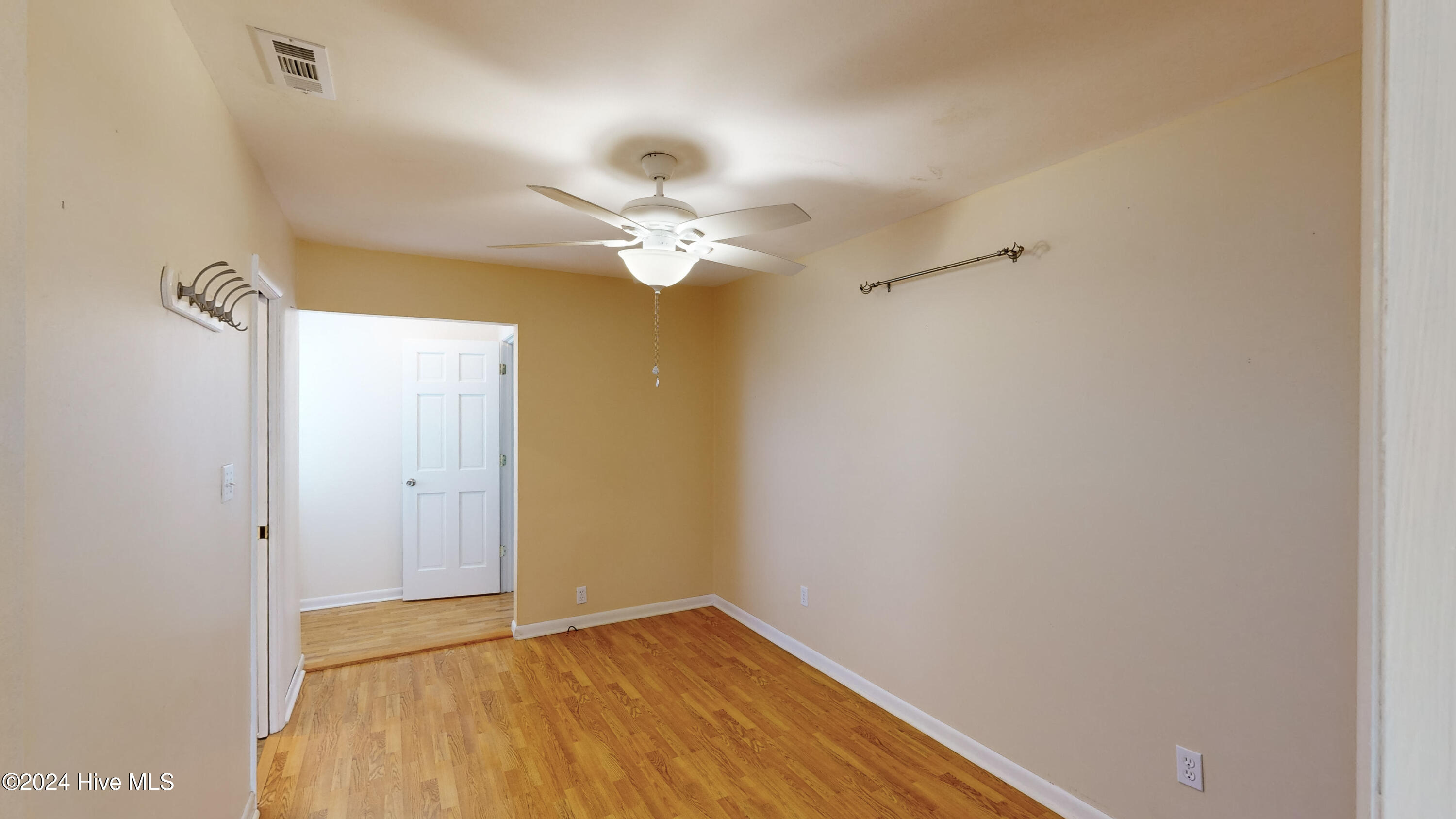 107 Grant Street Property Photo 24