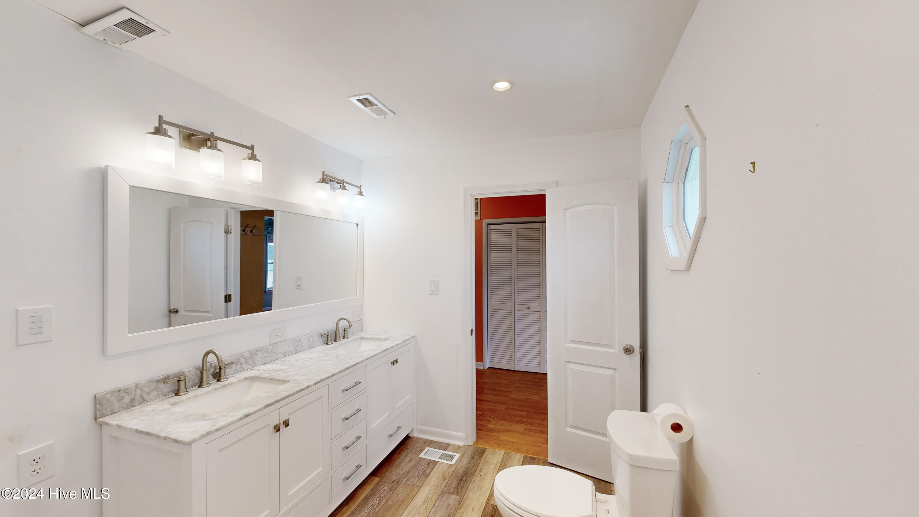 107 Grant Street Property Photo 30