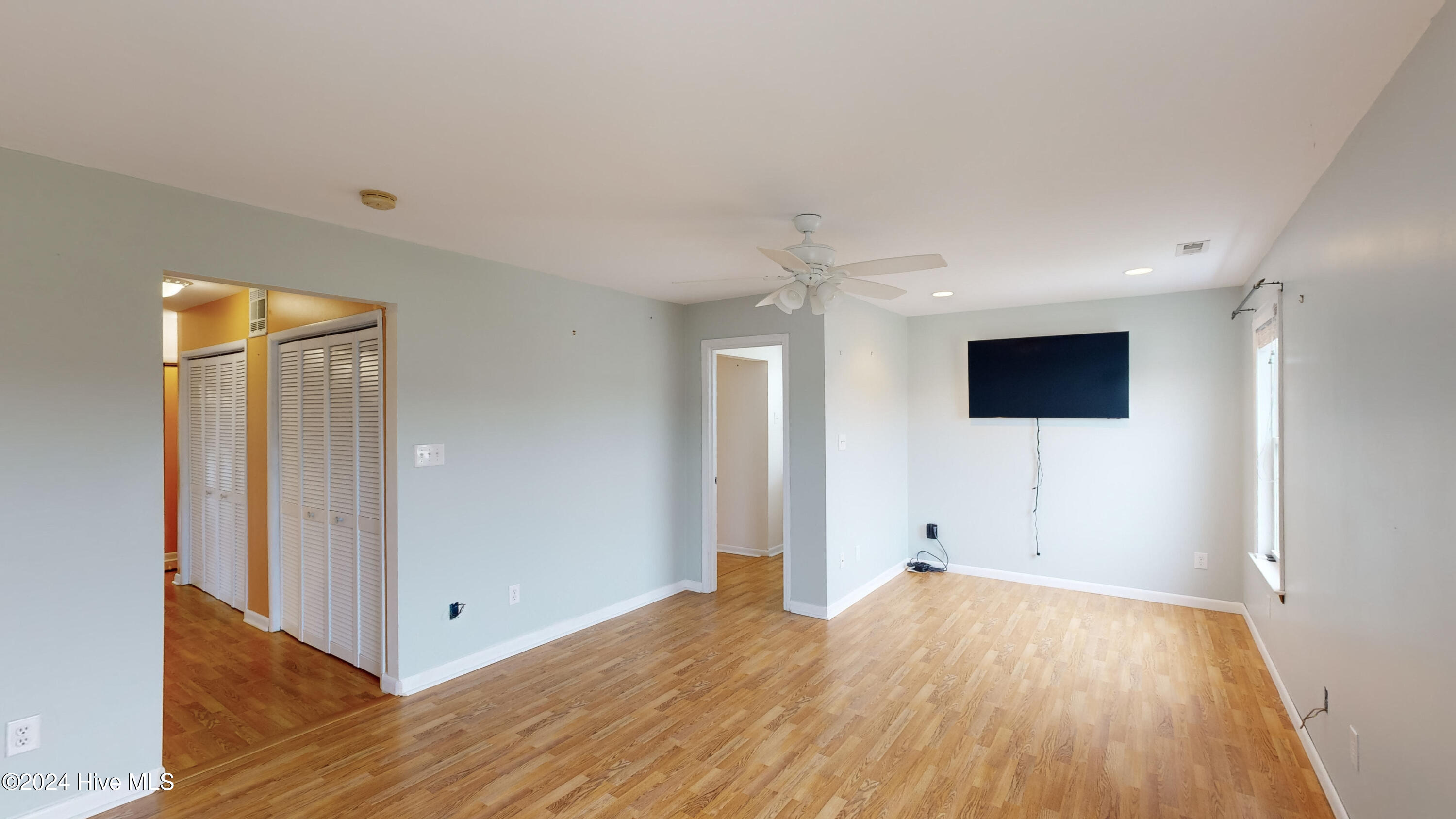 107 Grant Street Property Photo 33