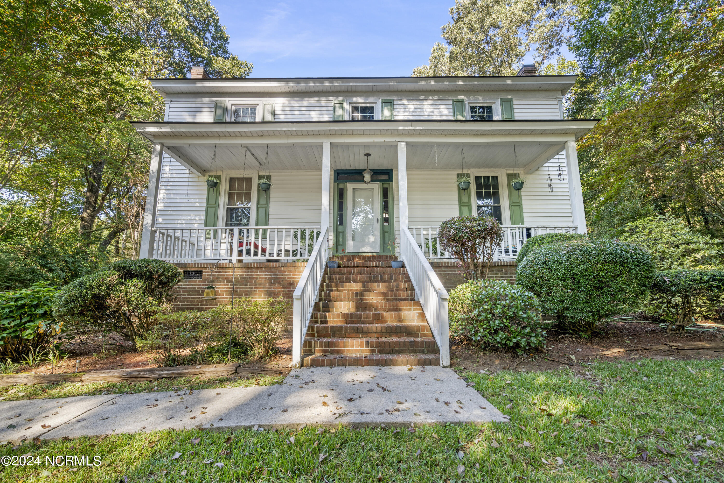 7543 Fish Pond Road Property Photo 4