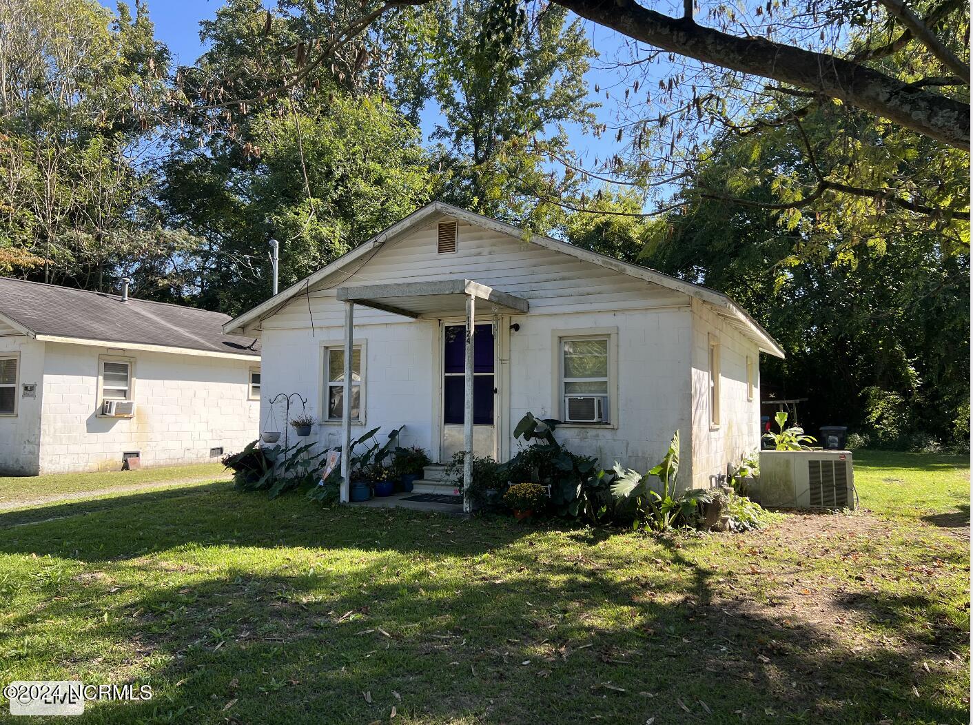 1116 Phillips Street Property Photo 6