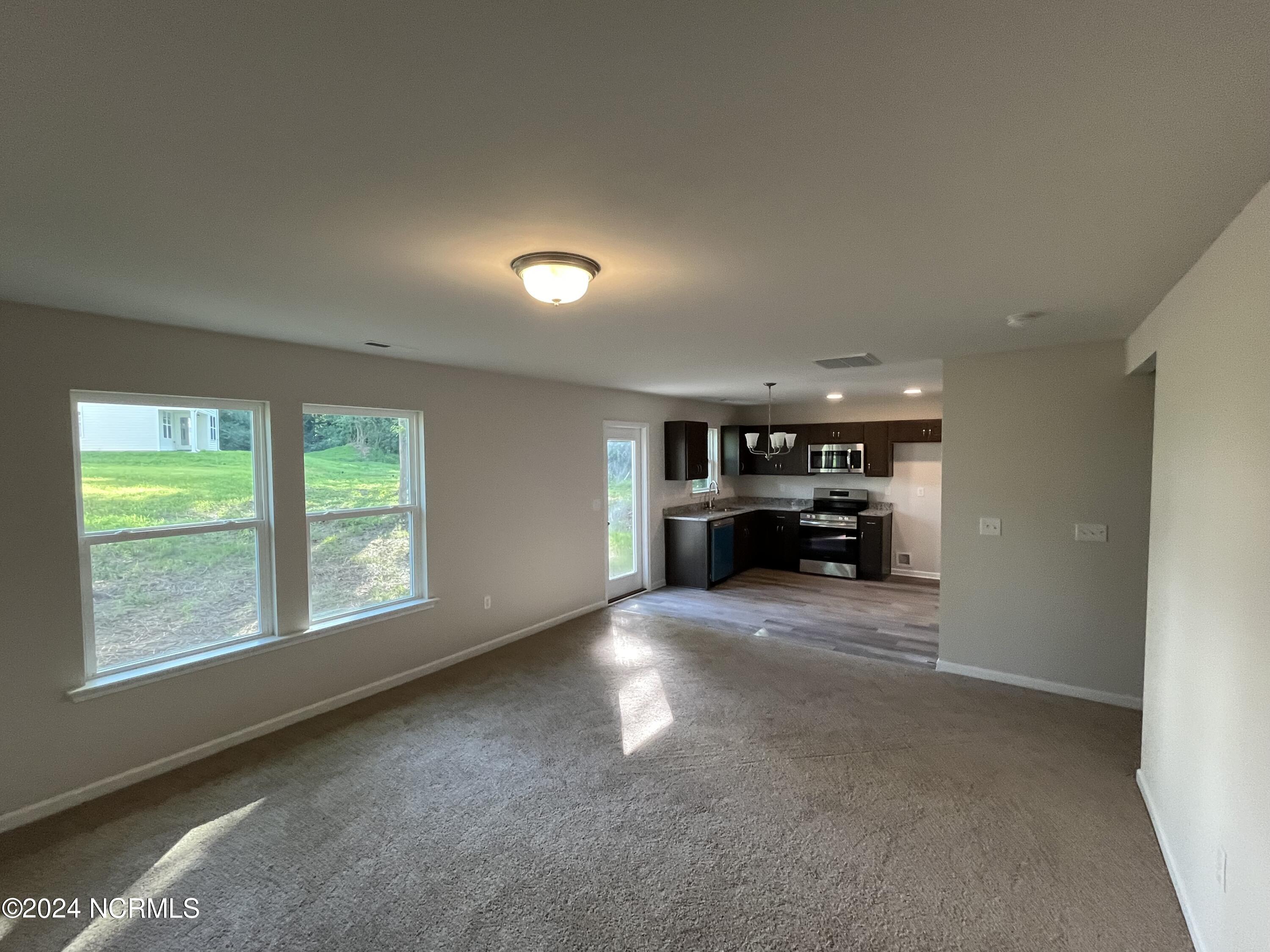 159 Slatestone Road Property Photo 9
