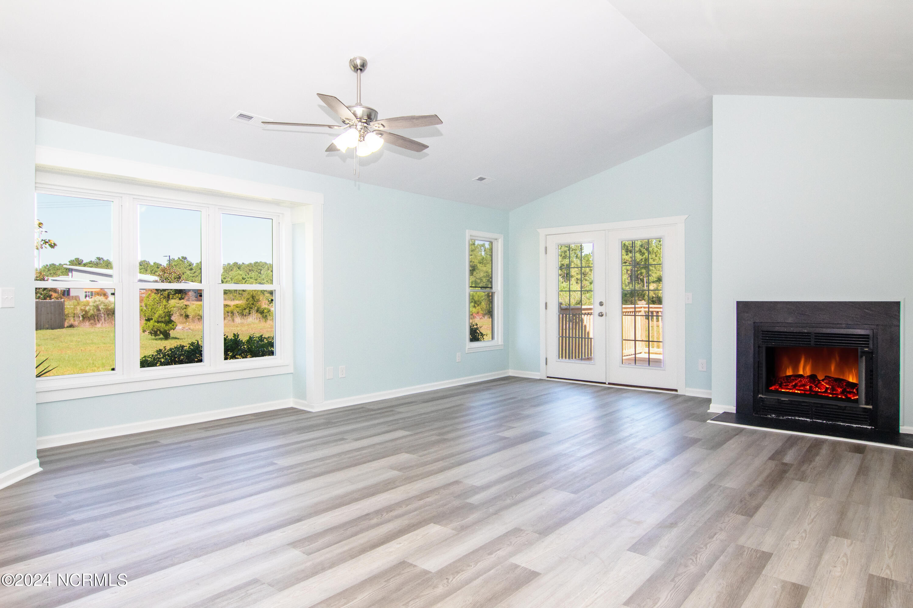 614 Sharease Circle Property Photo 7