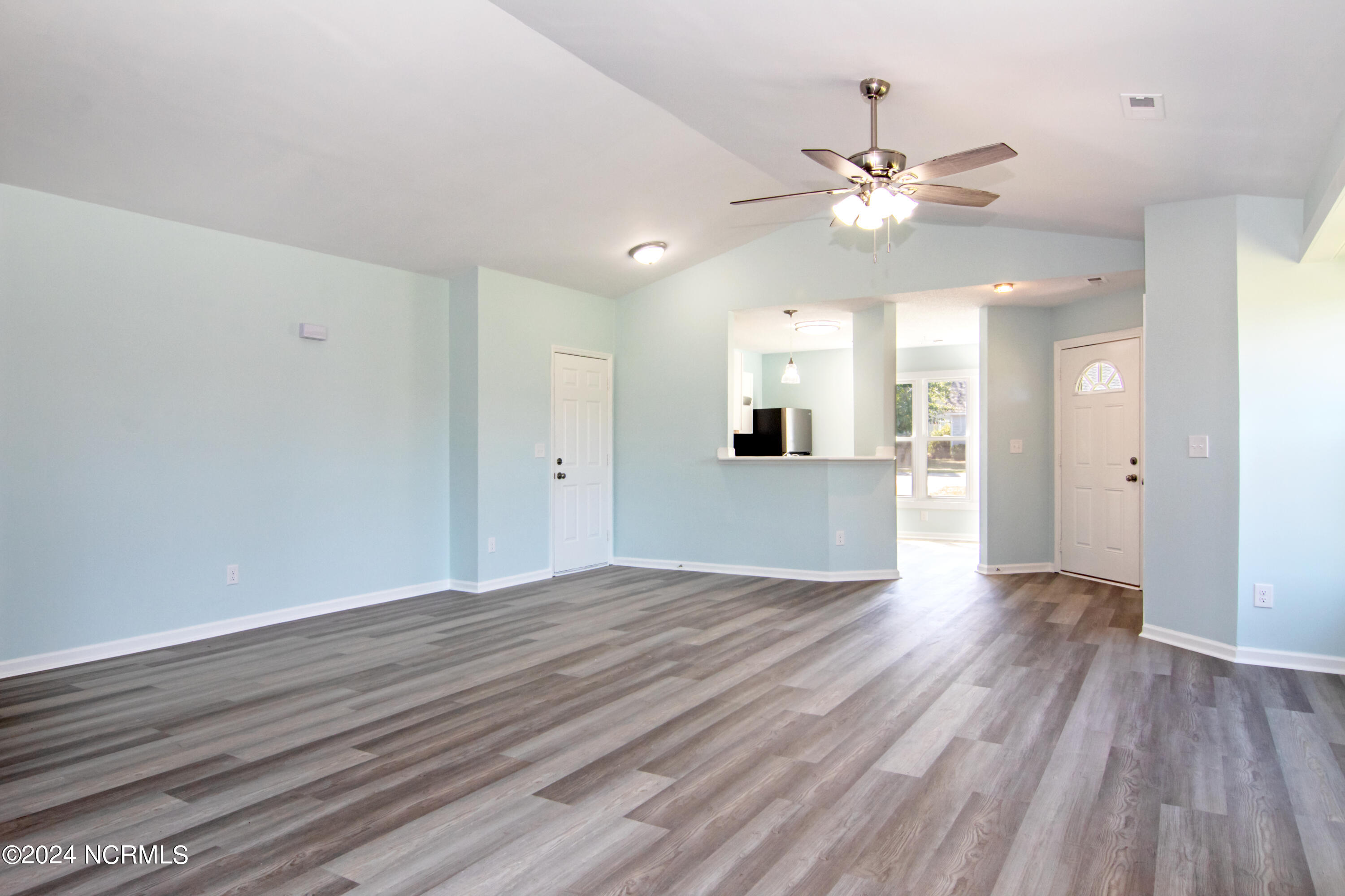 614 Sharease Circle Property Photo 8