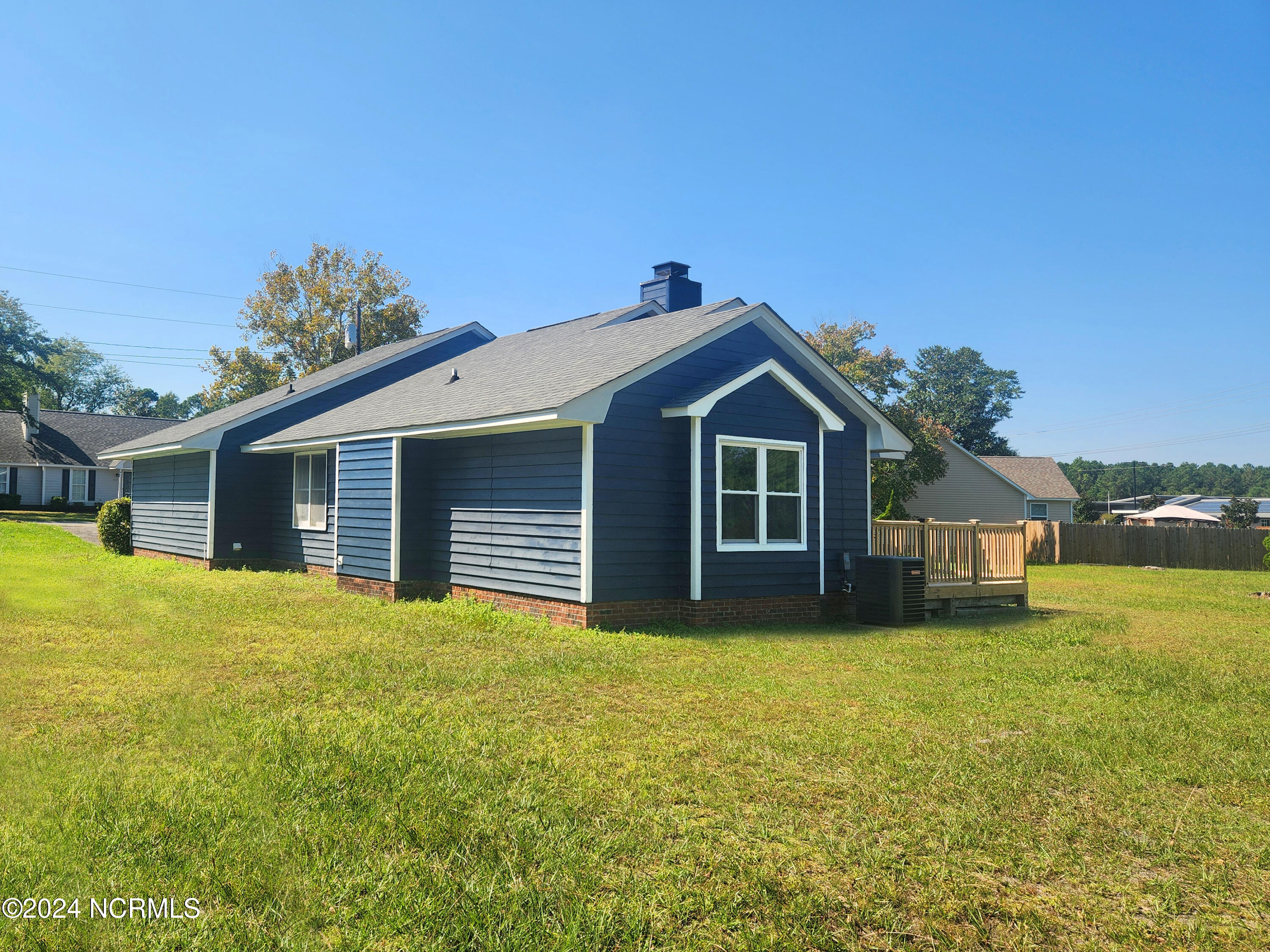 614 Sharease Circle Property Photo 25