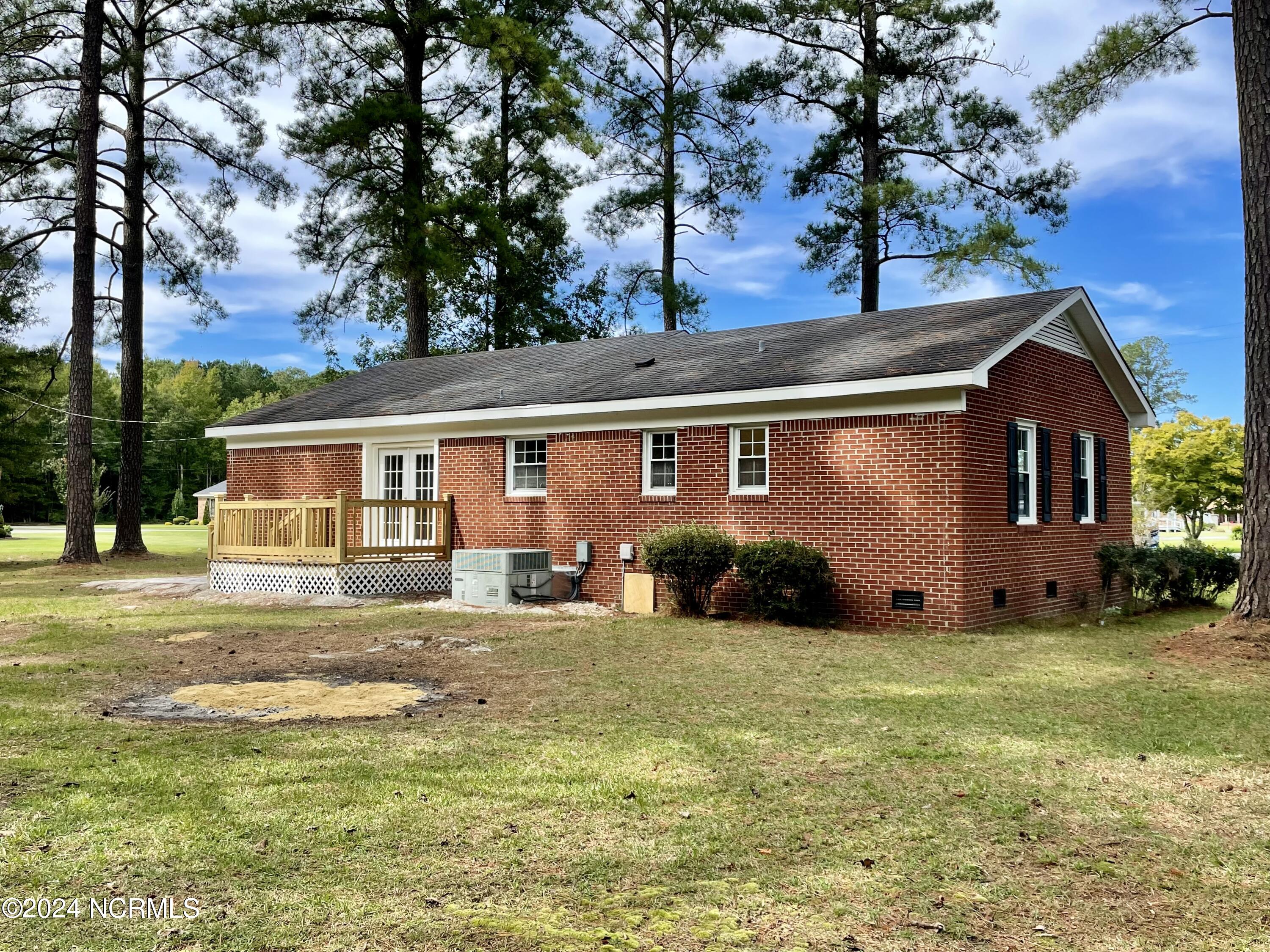 1076 Shepherd Road Property Photo 5