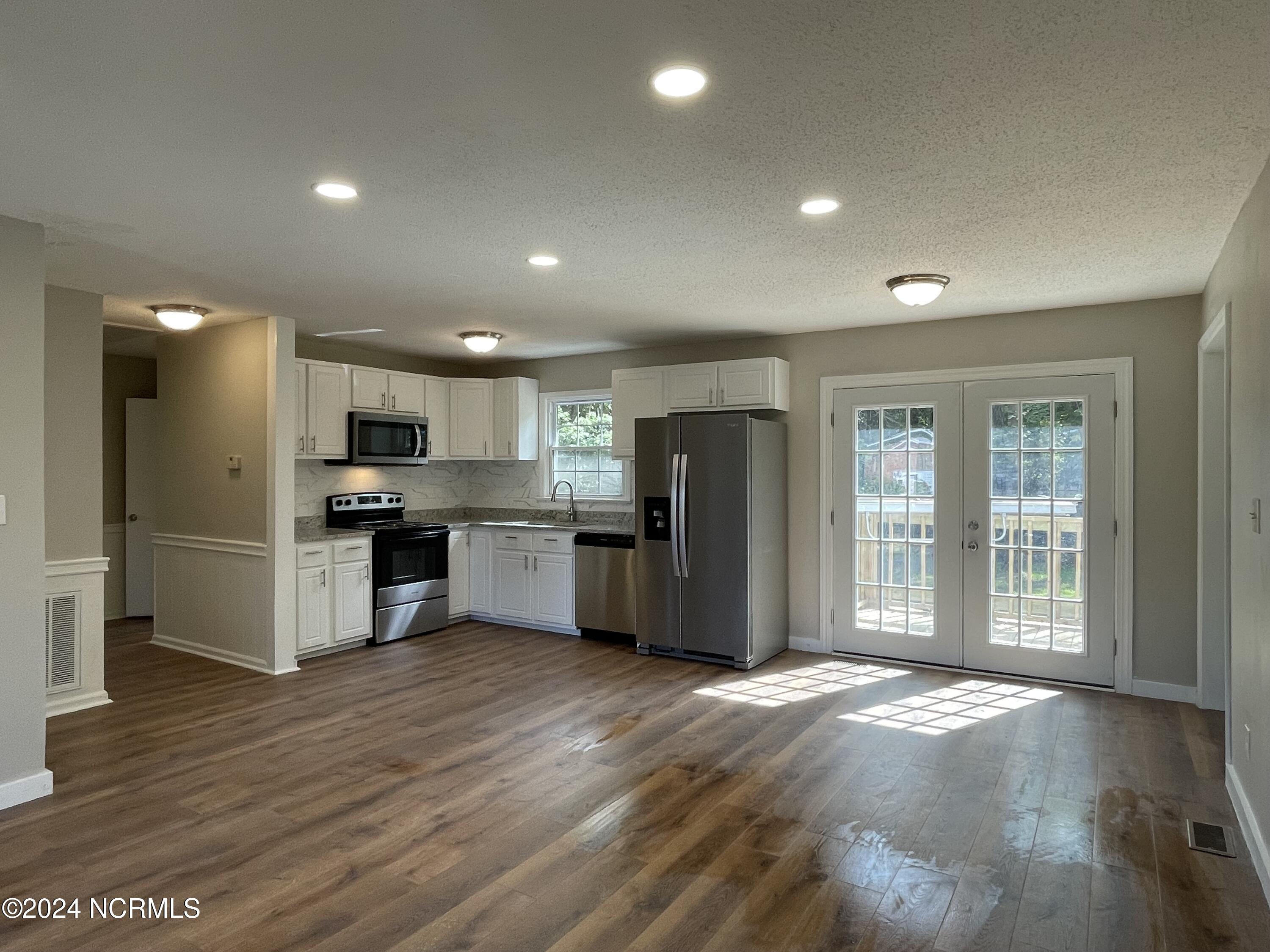 1076 Shepherd Road Property Photo 10