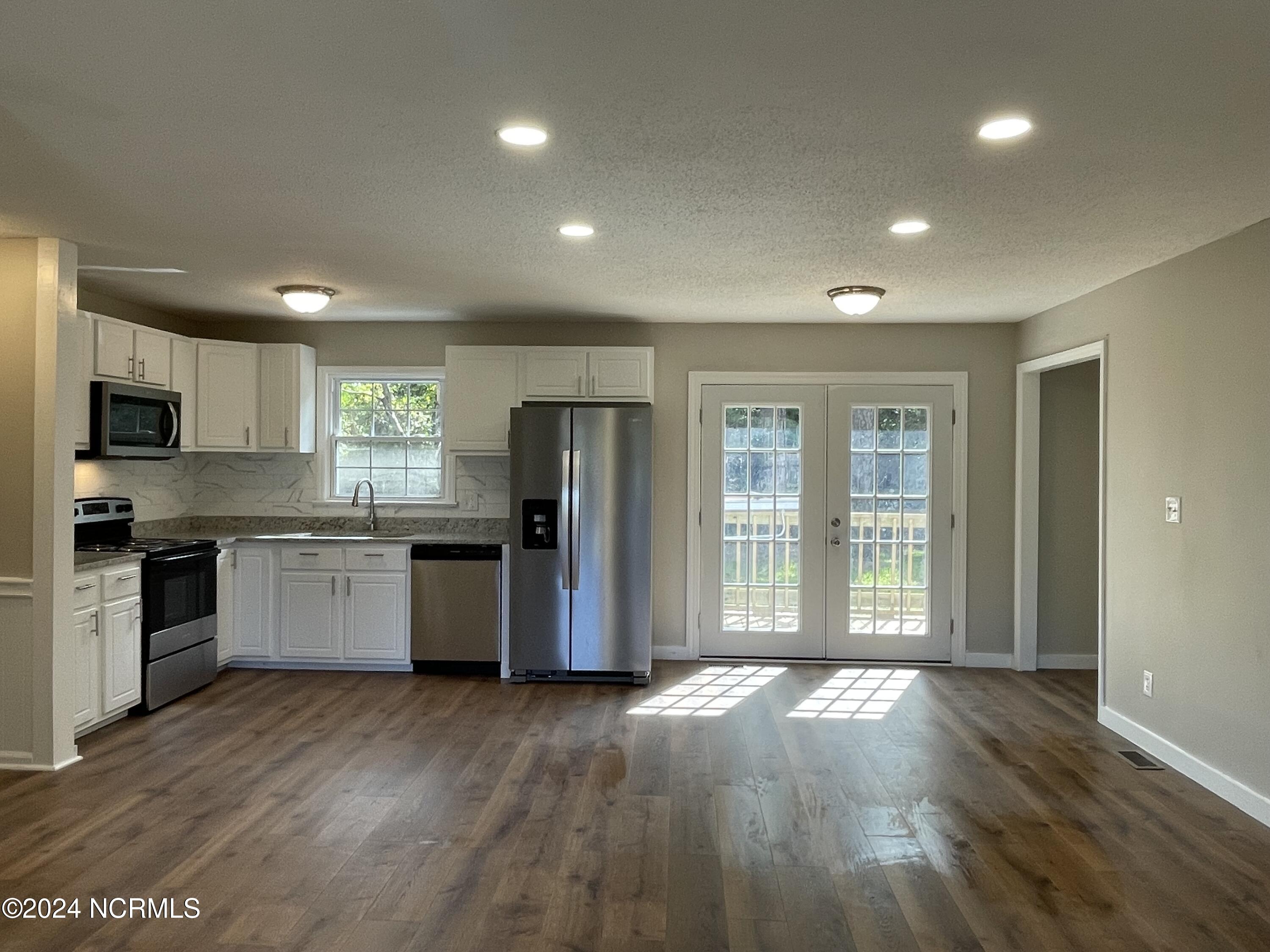 1076 Shepherd Road Property Photo 11