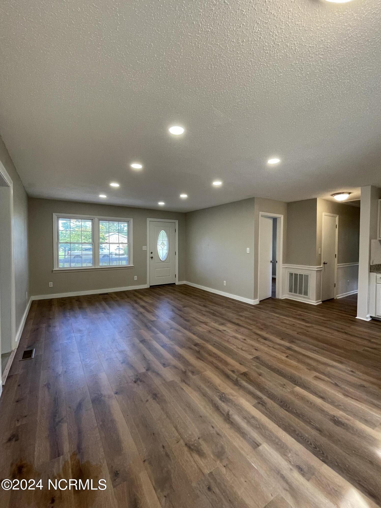1076 Shepherd Road Property Photo 17