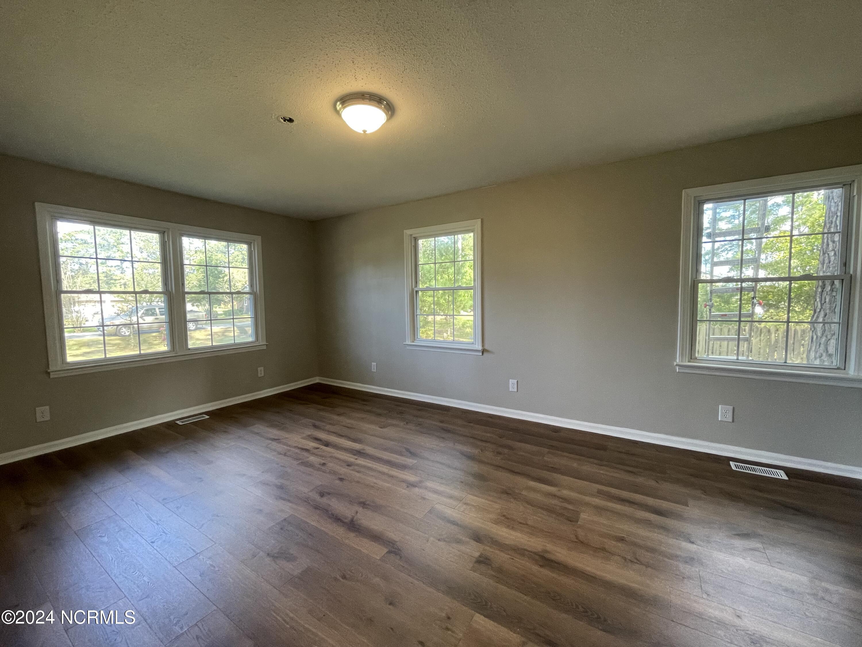 1076 Shepherd Road Property Photo 36