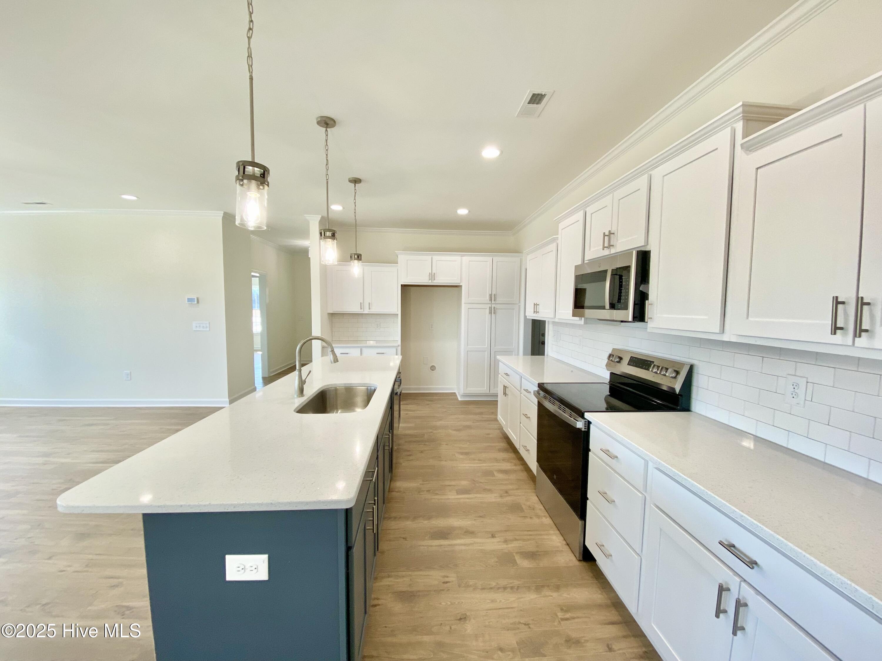 207 Rae Drive Property Photo 9