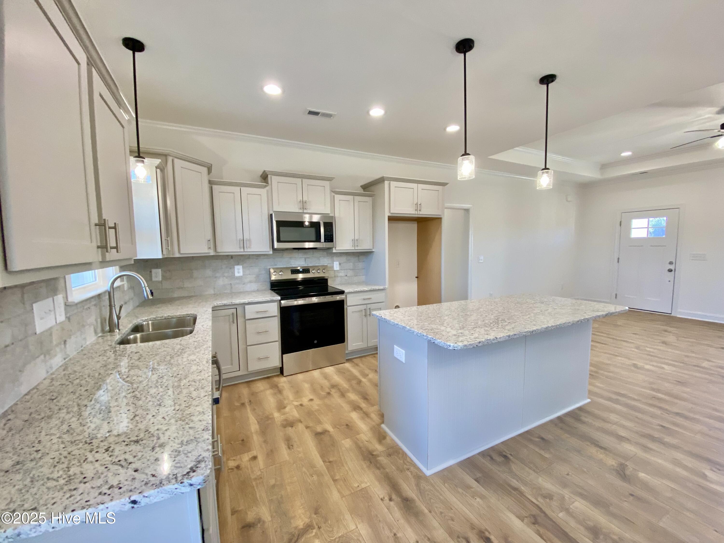 211 Rae Drive Property Photo 11
