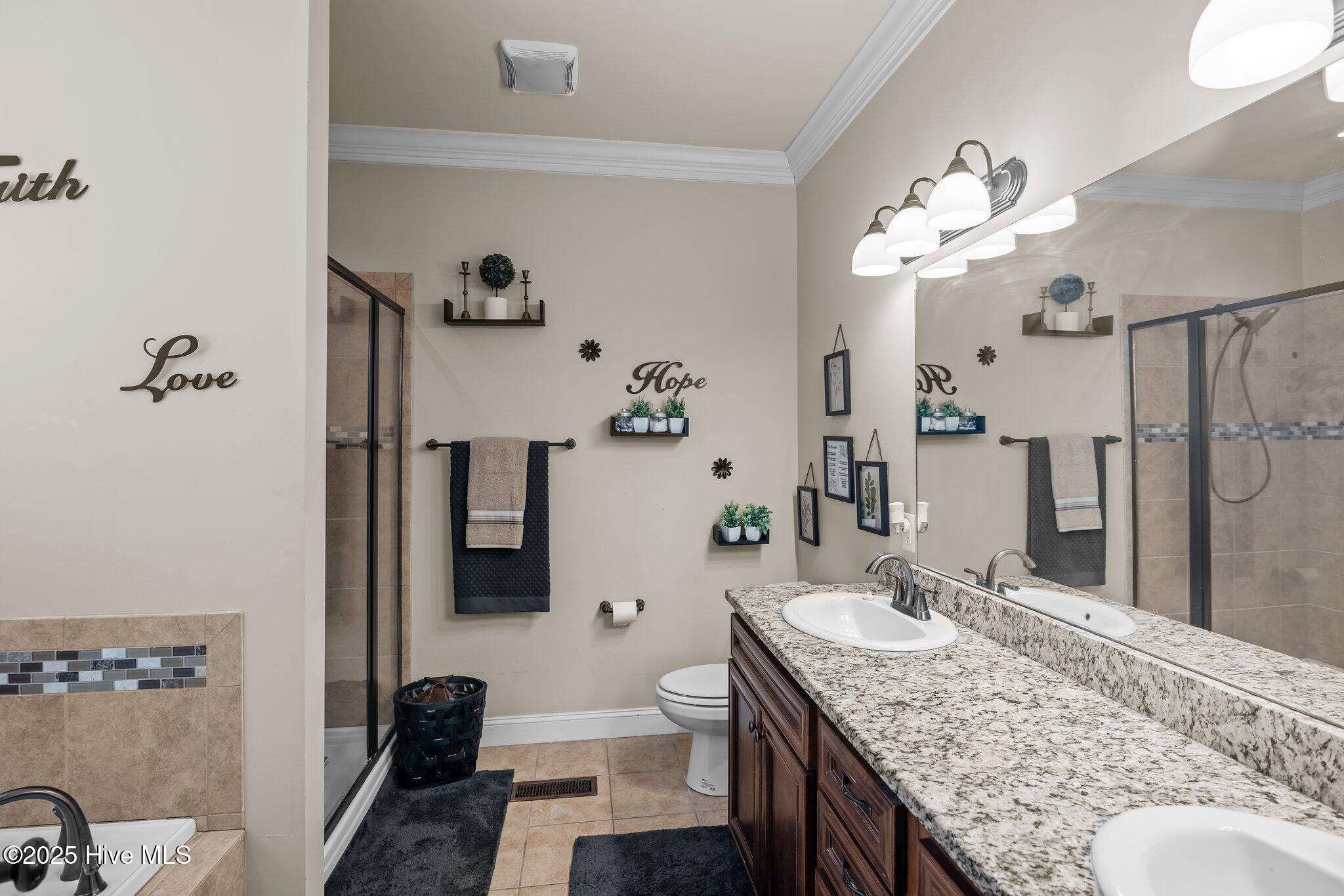 2373 Wheaton Village Drive Property Photo 16