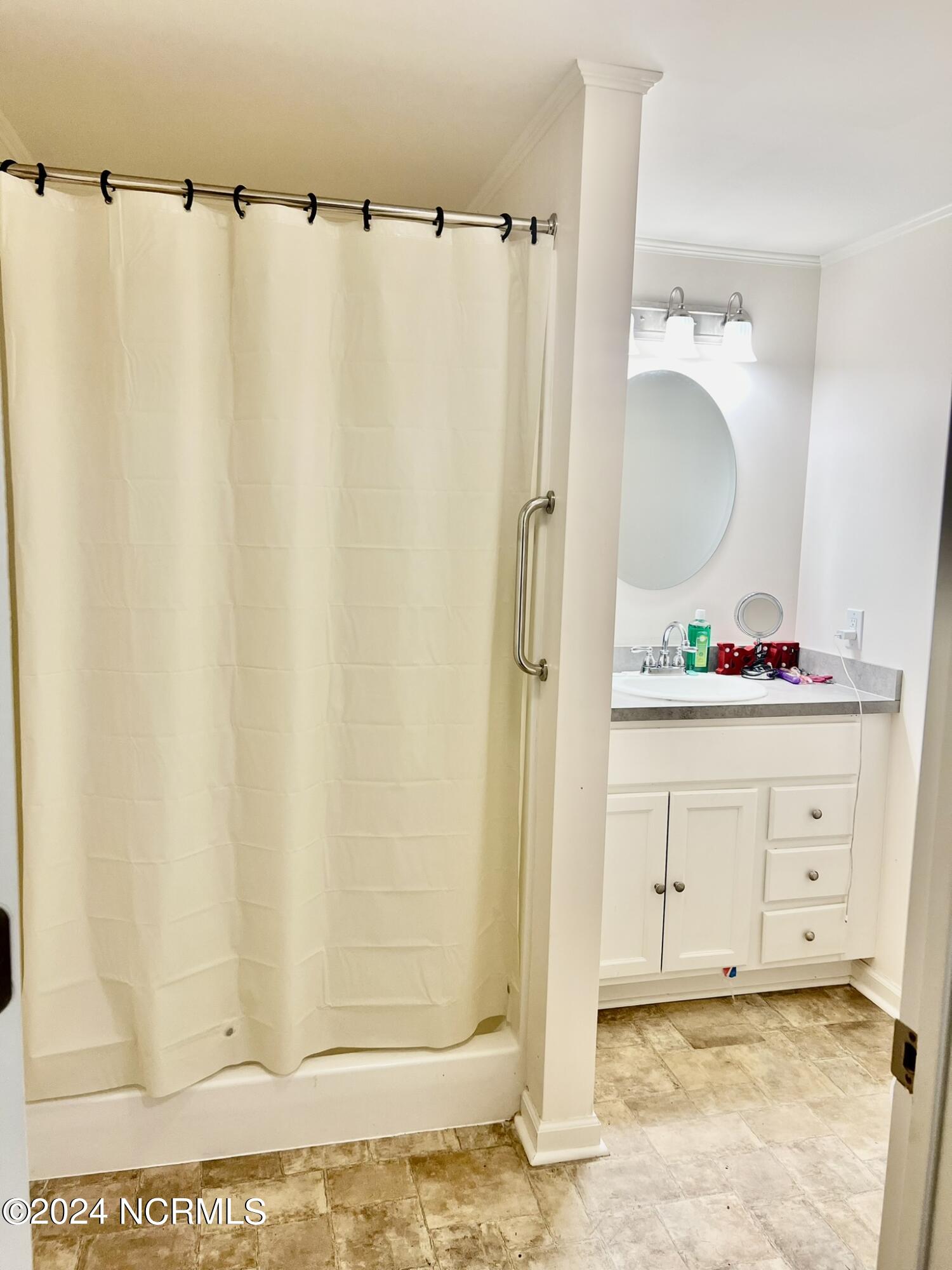 911 Rudolph Street Property Photo 11