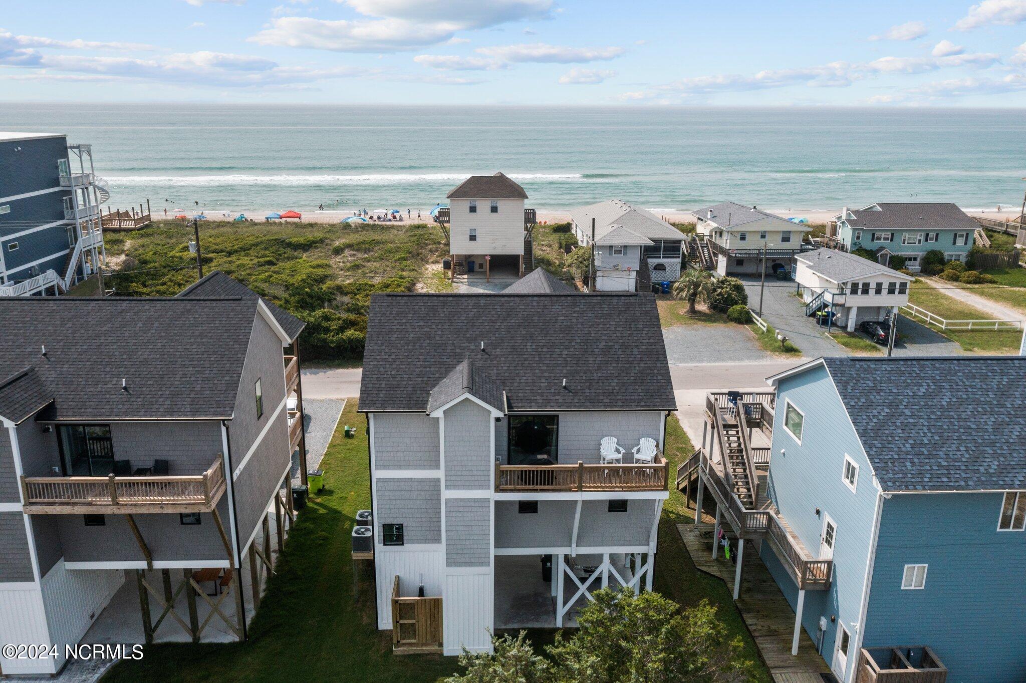 607 S Shore Drive Property Photo 7