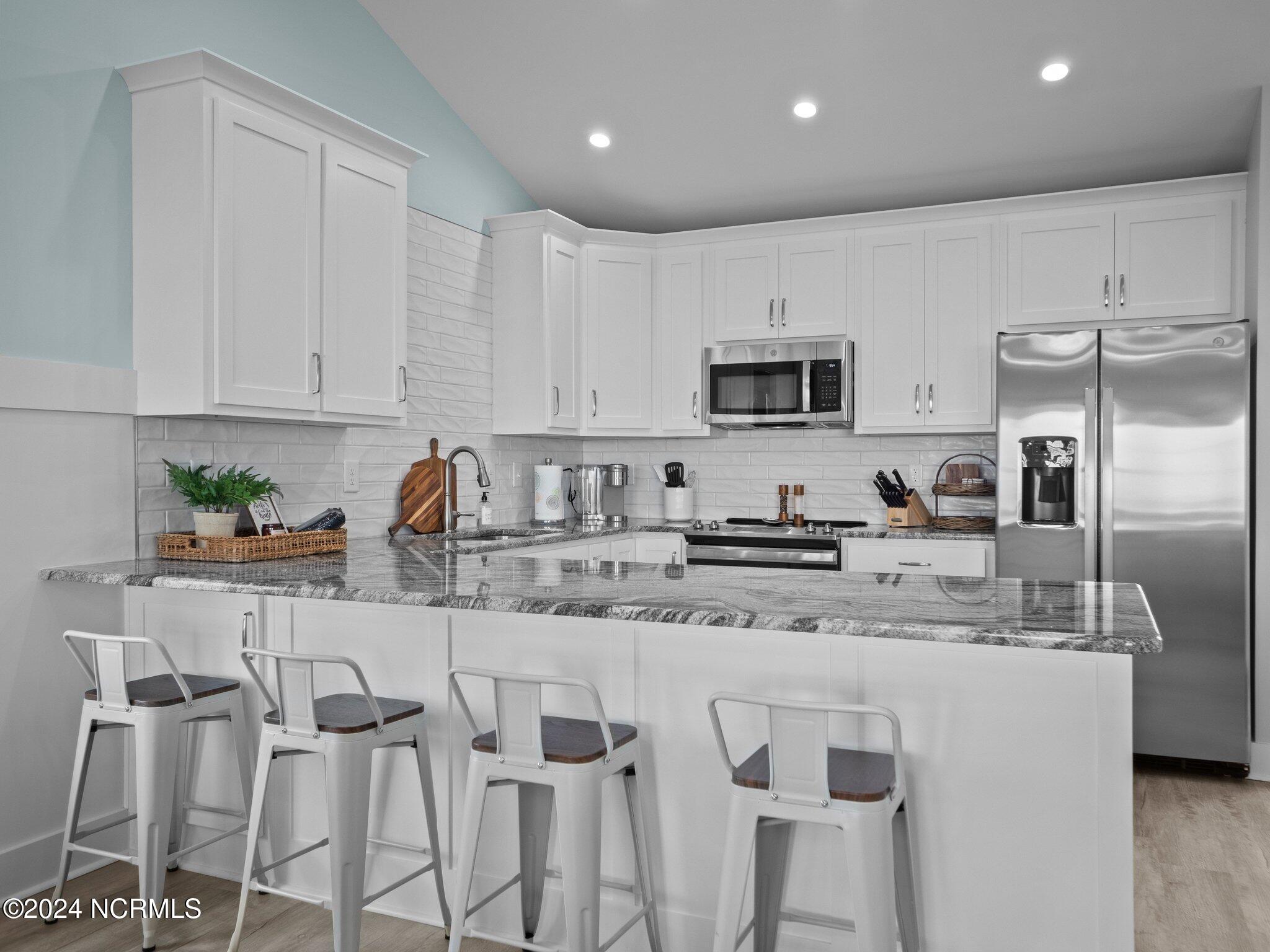 607 S Shore Drive Property Photo 37