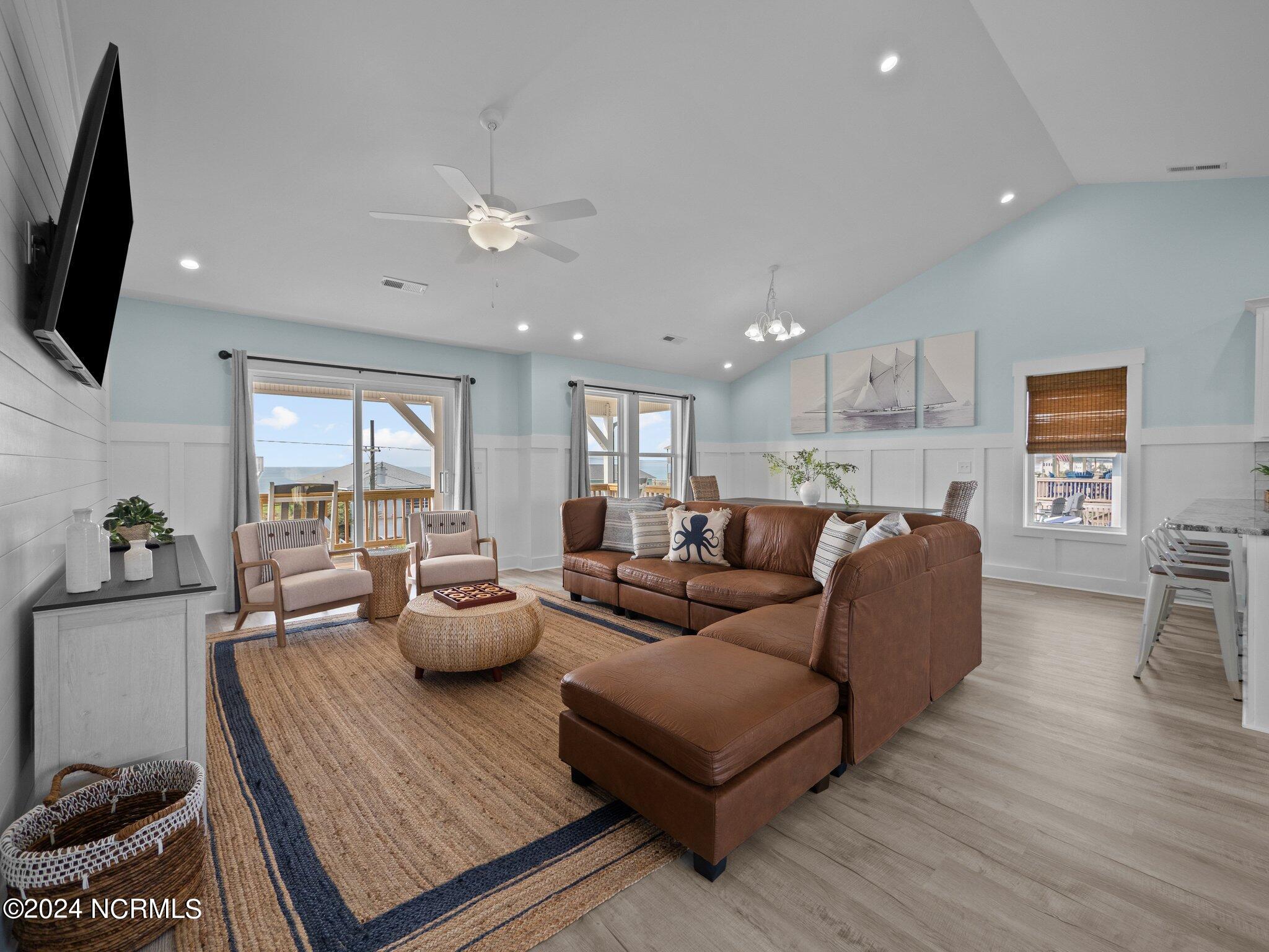 607 S Shore Drive Property Photo 41