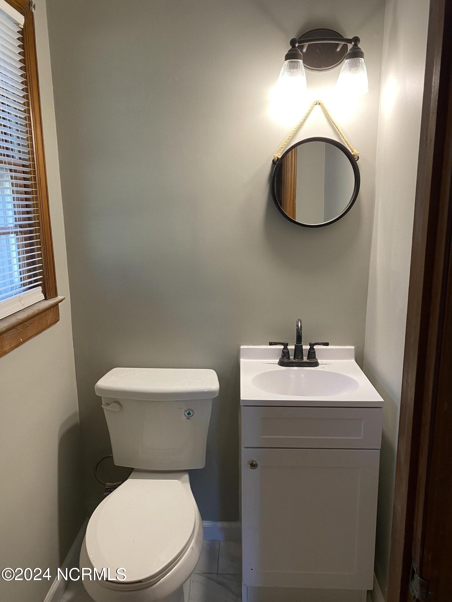 225 Woodland Drive Property Photo 10