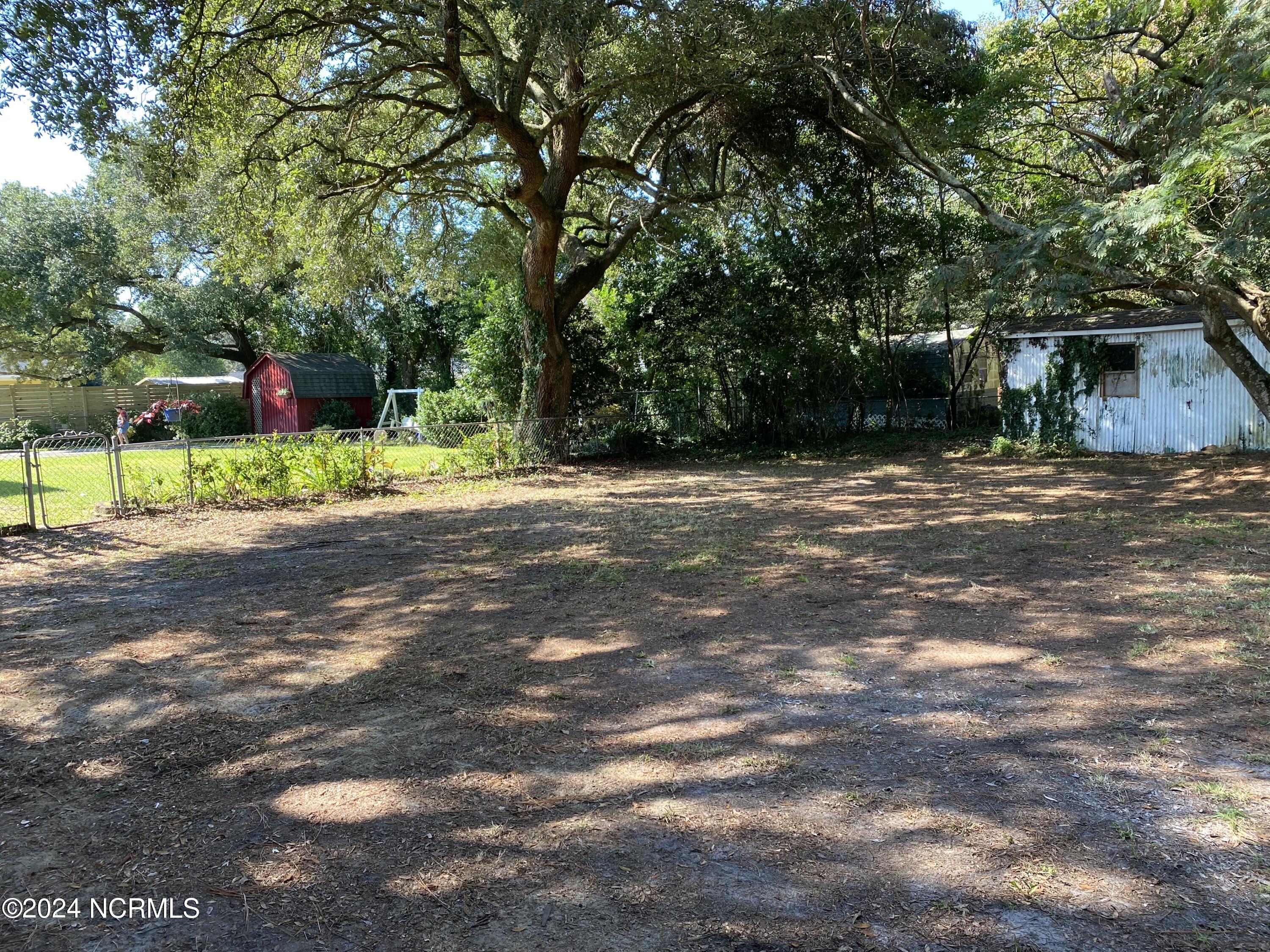 225 Woodland Drive Property Photo 13