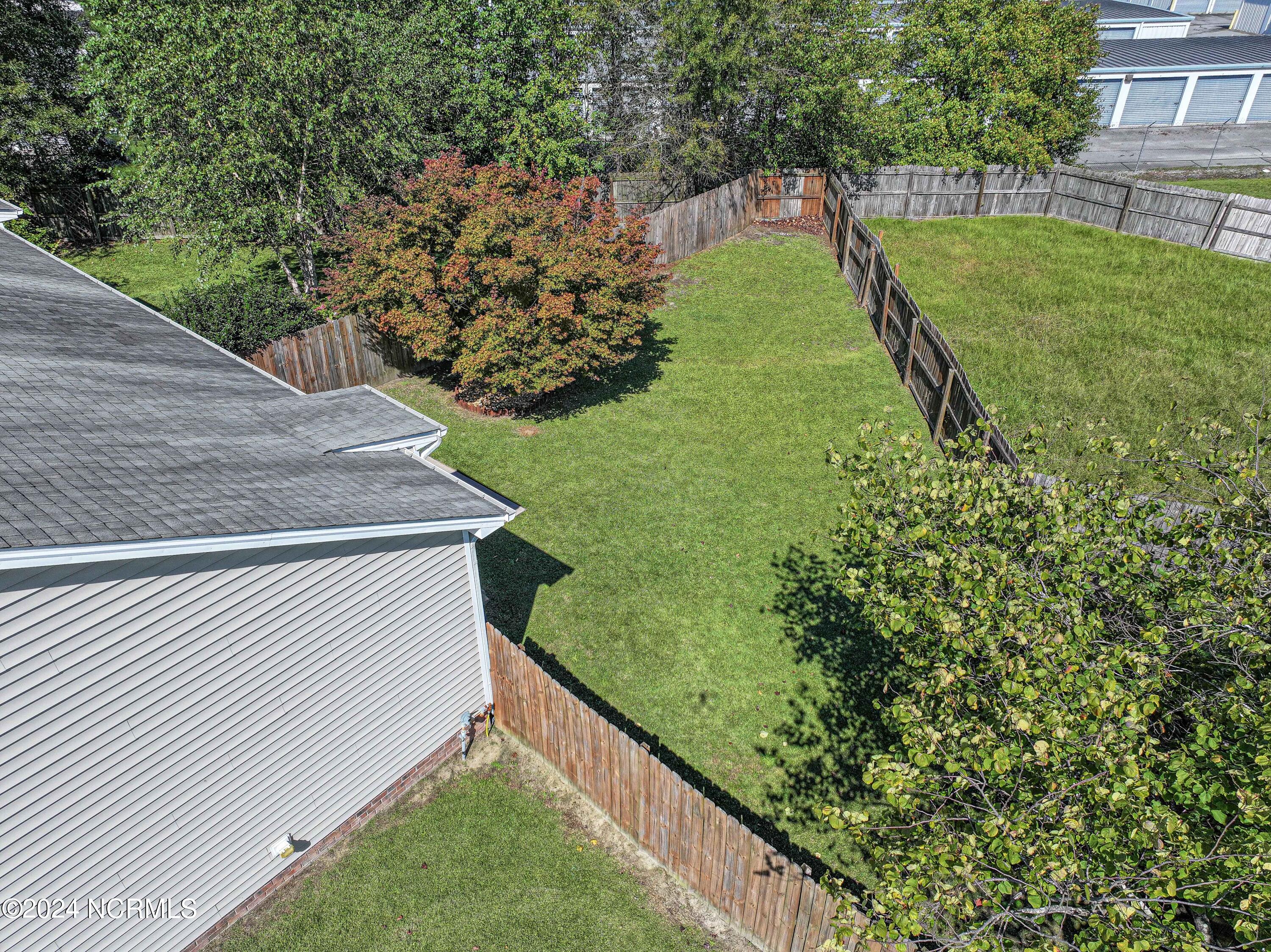 1401 Oak Ridge Court B Property Photo 30