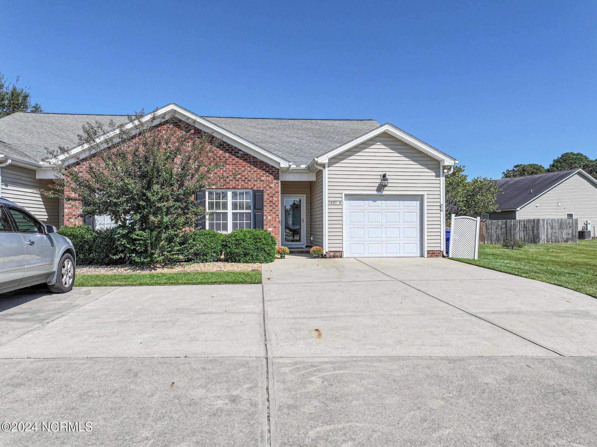 1401 Oak Ridge Court B Property Photo 33