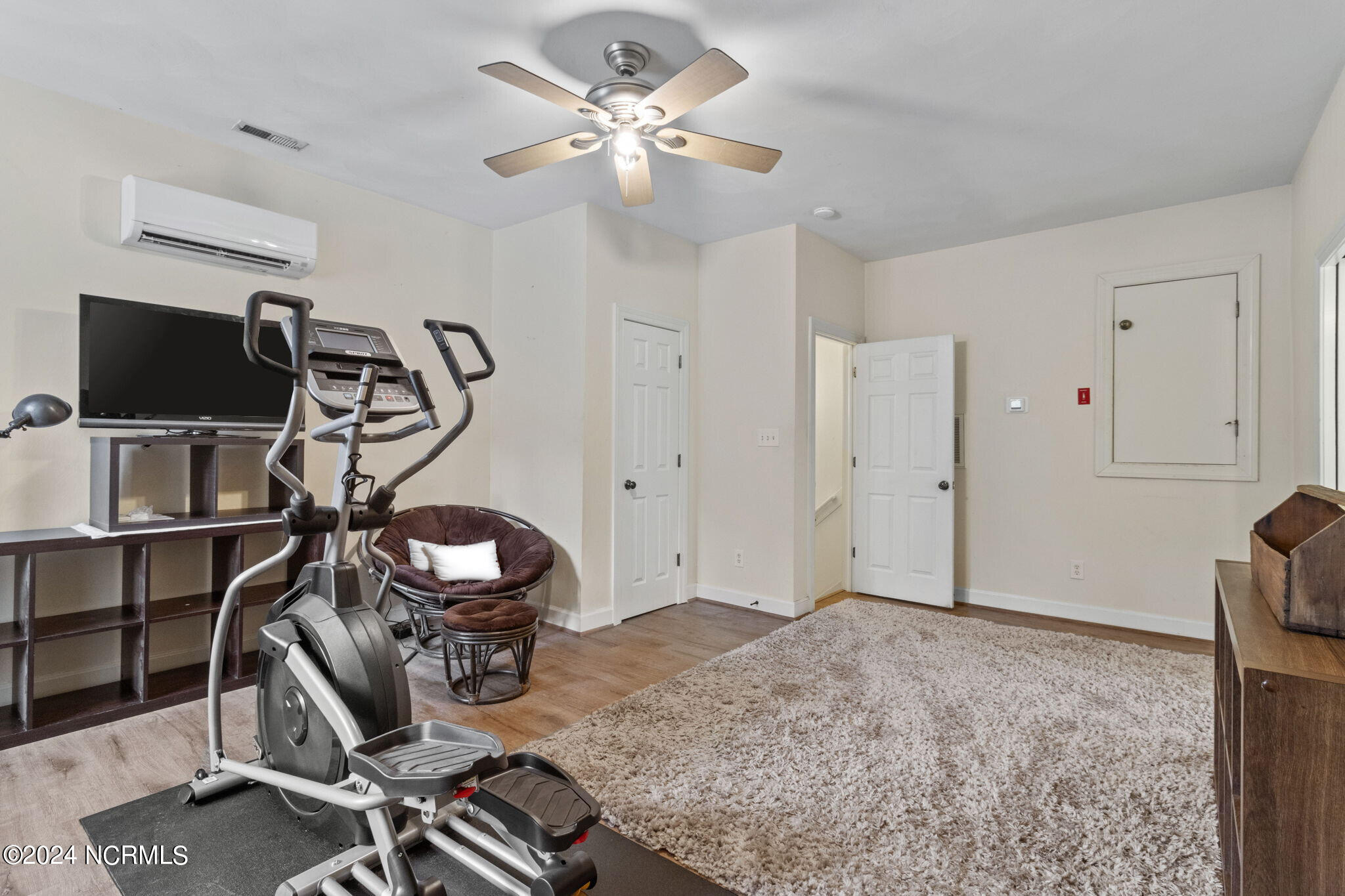 220 Old Jury Road Property Photo 44