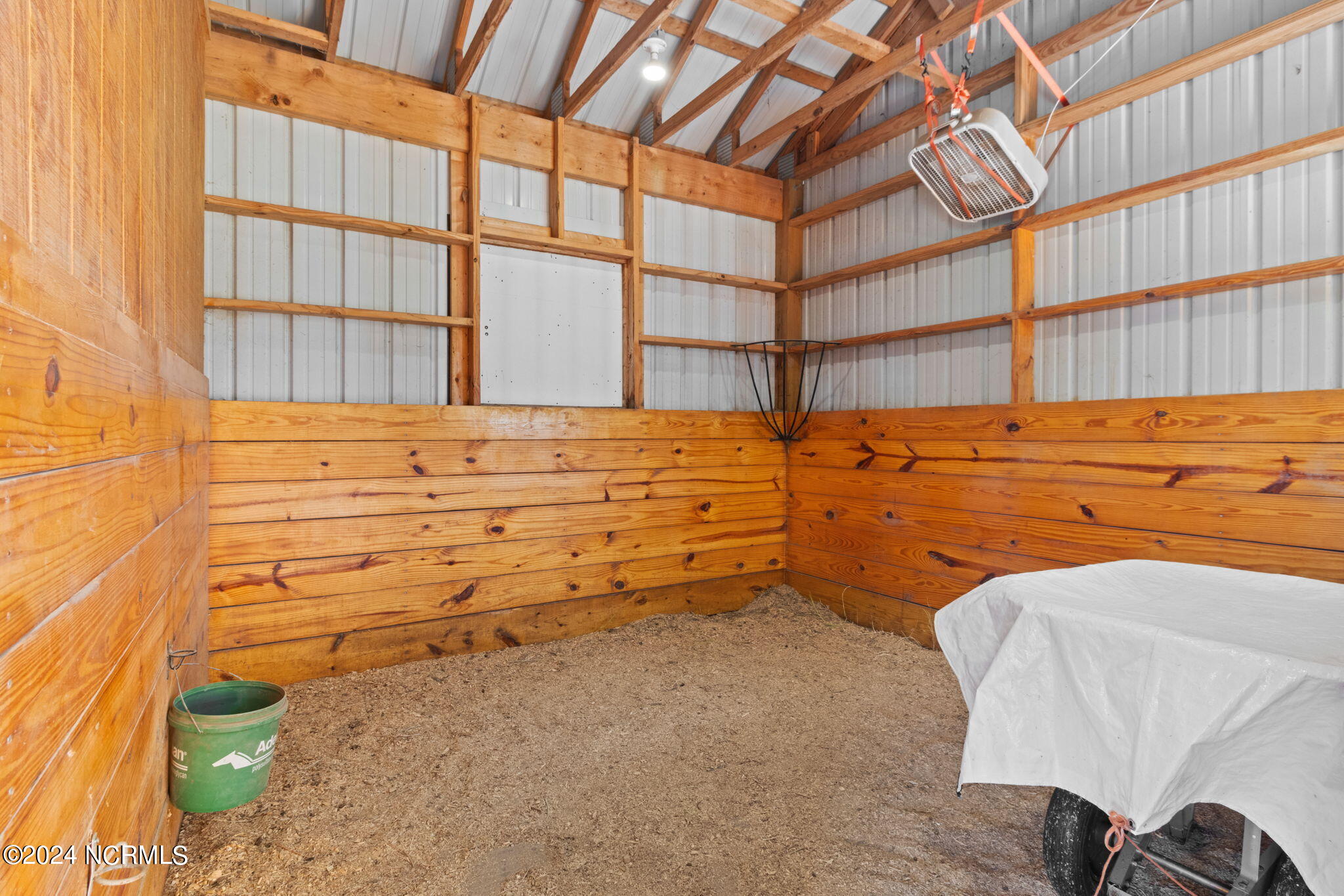 220 Old Jury Road Property Photo 52