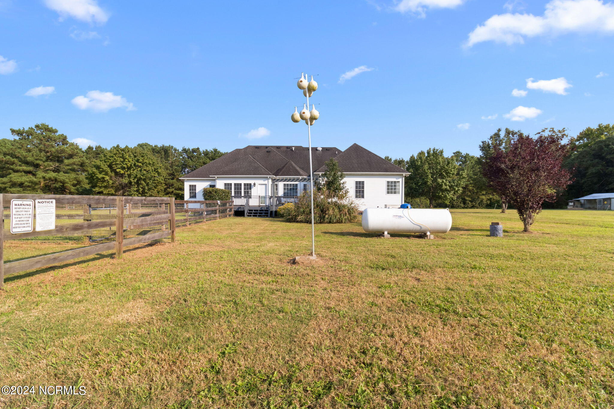 220 Old Jury Road Property Photo 60