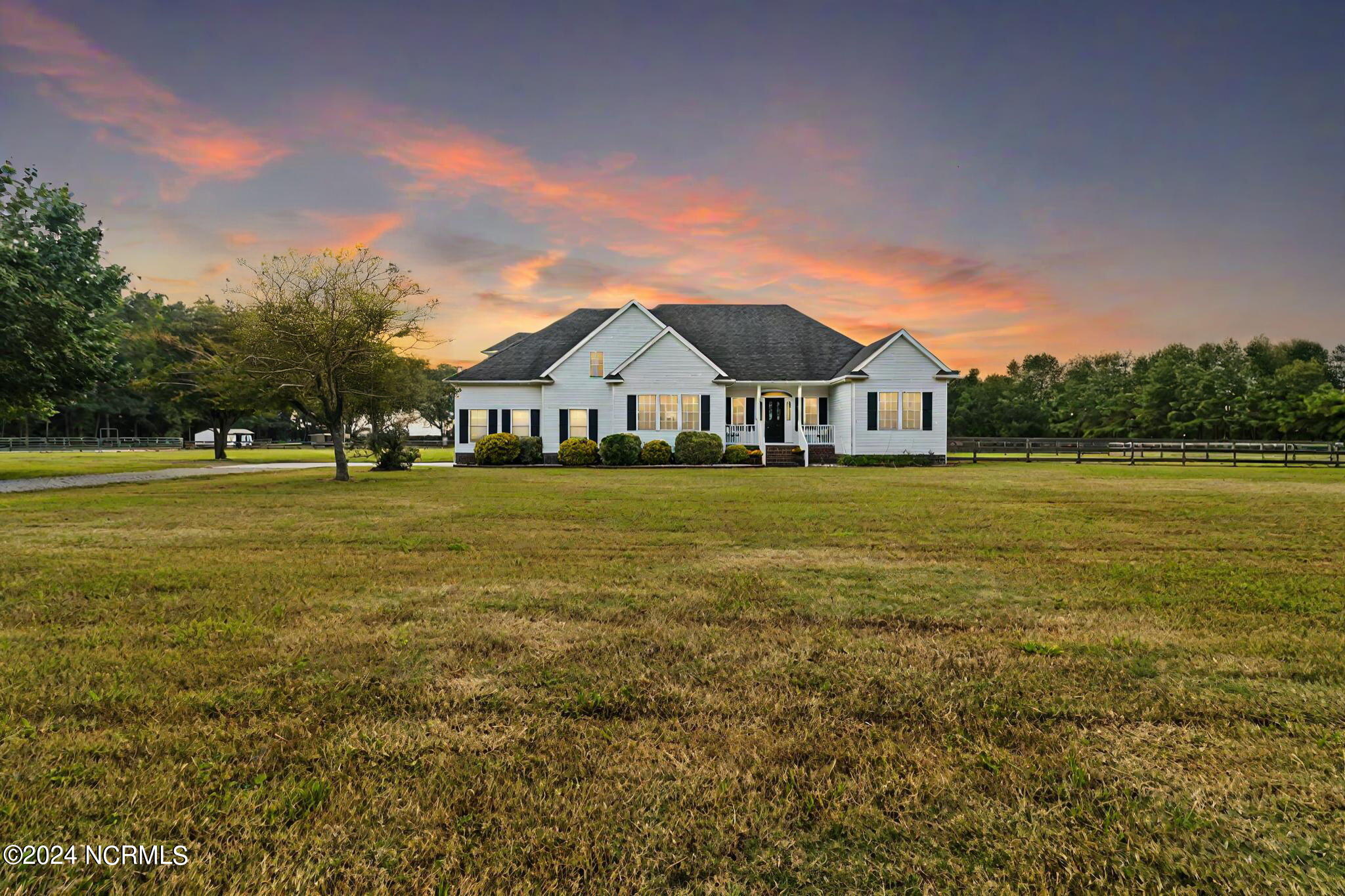 220 Old Jury Road Property Photo 75