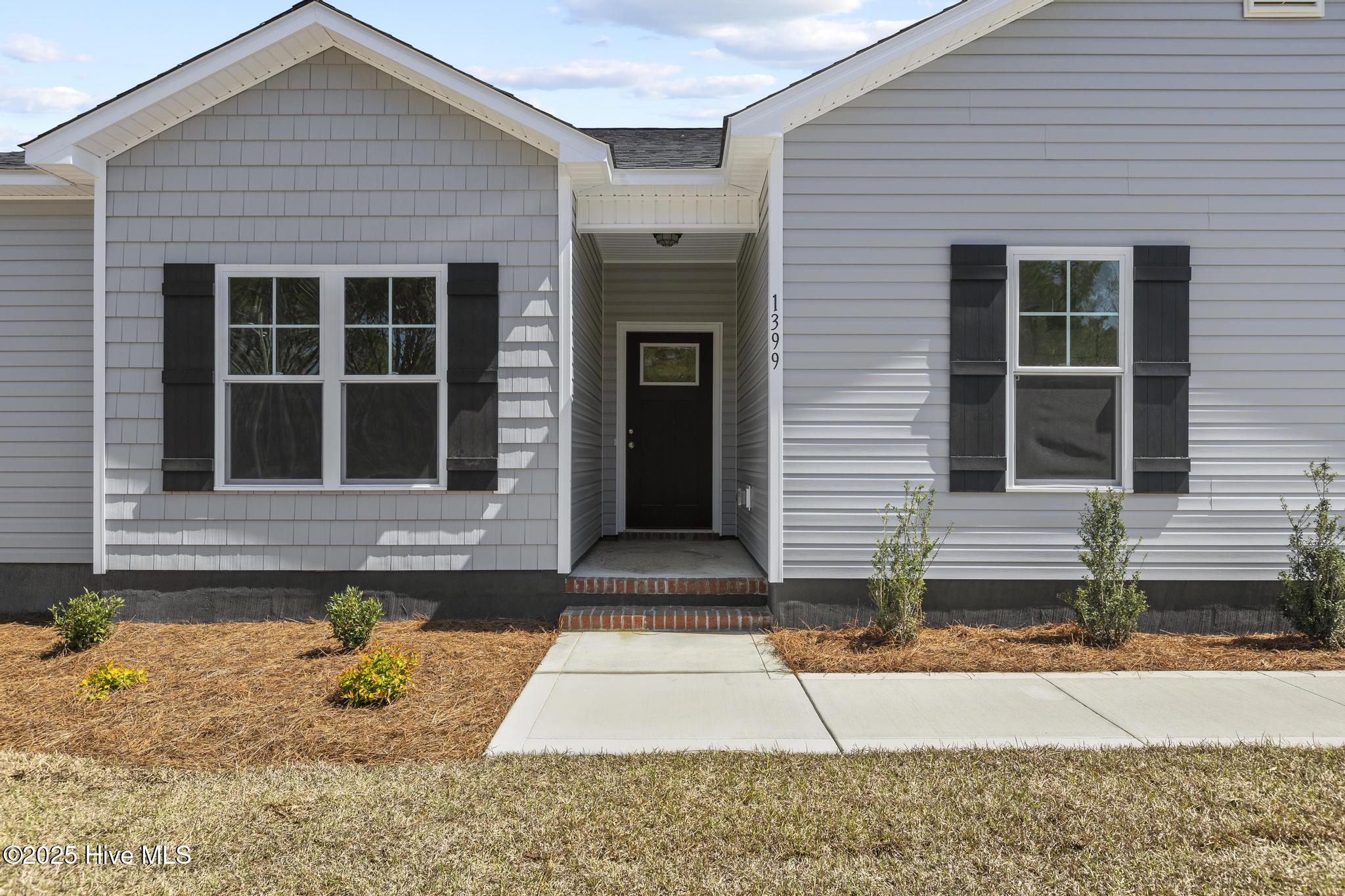 1399 Hammocks Beach Road Property Photo 3