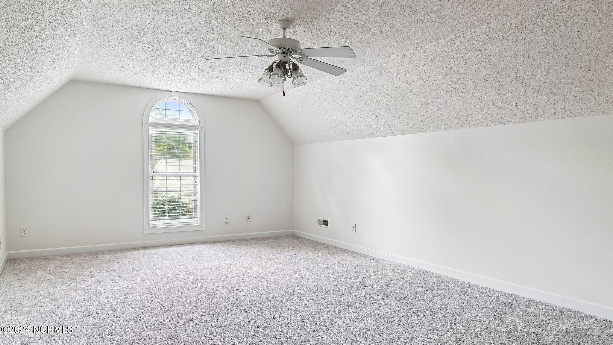 101 Fogleman Court Property Photo 31