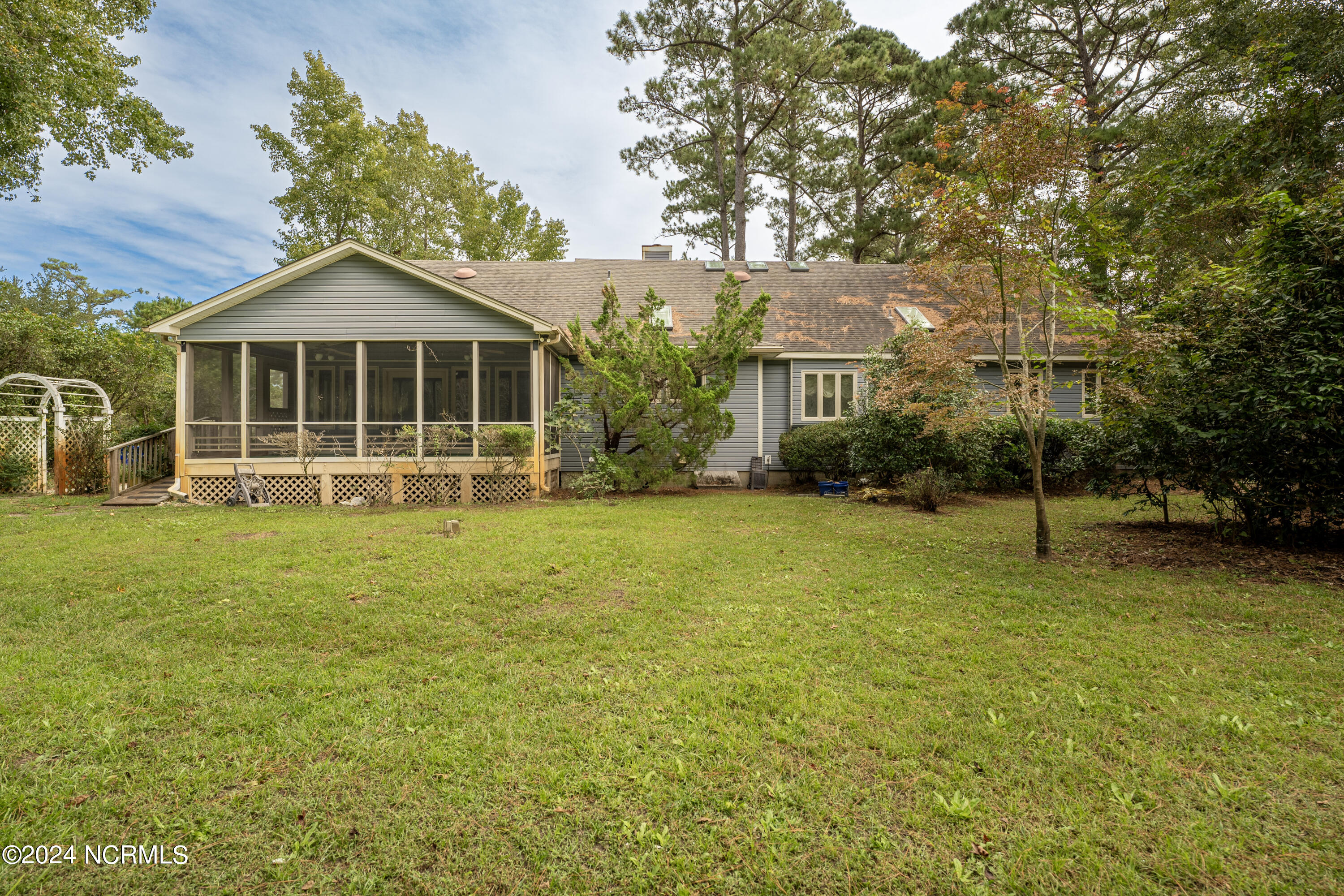 110 Olde Point Road Property Photo 5
