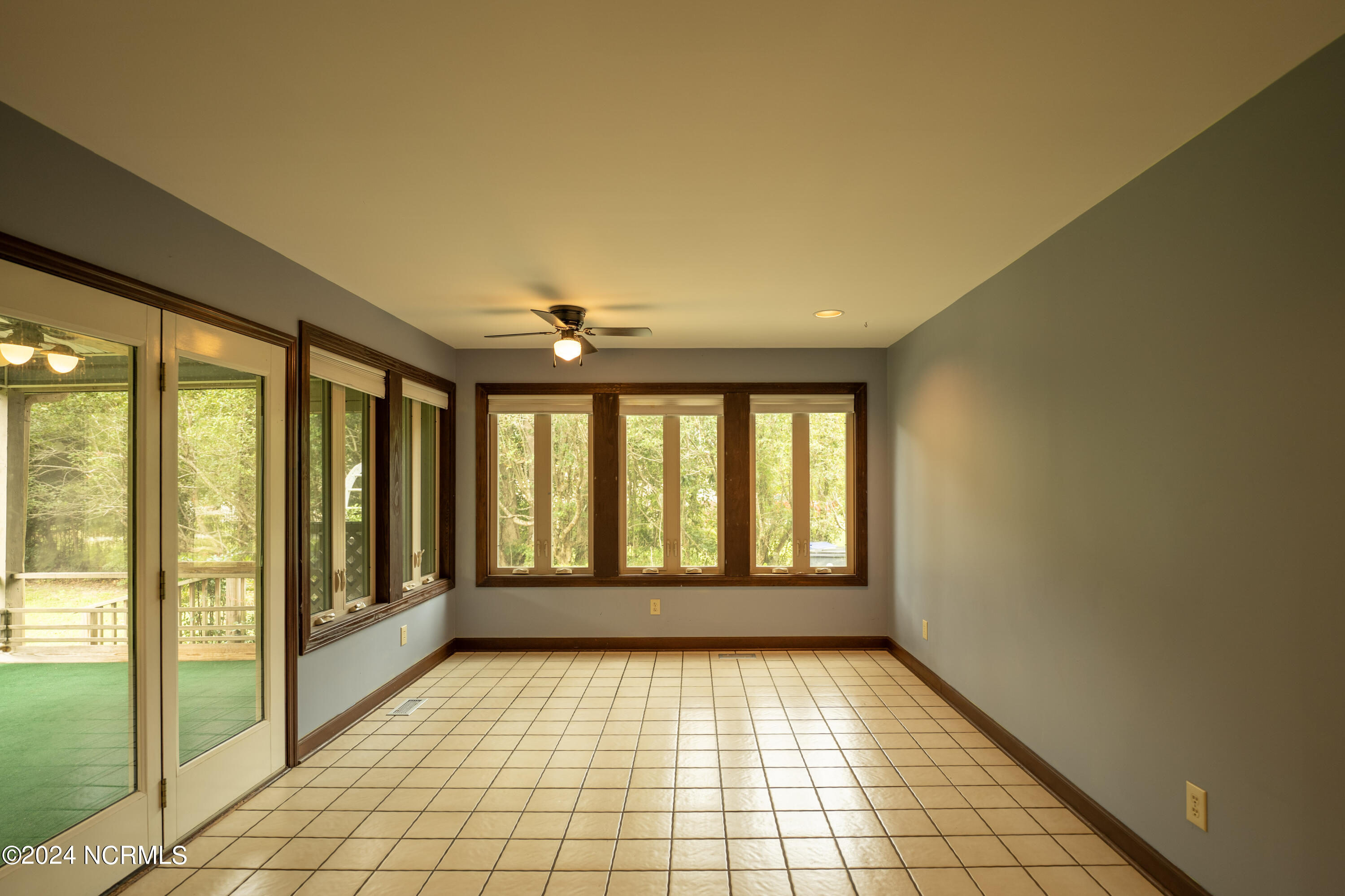 110 Olde Point Road Property Photo 35