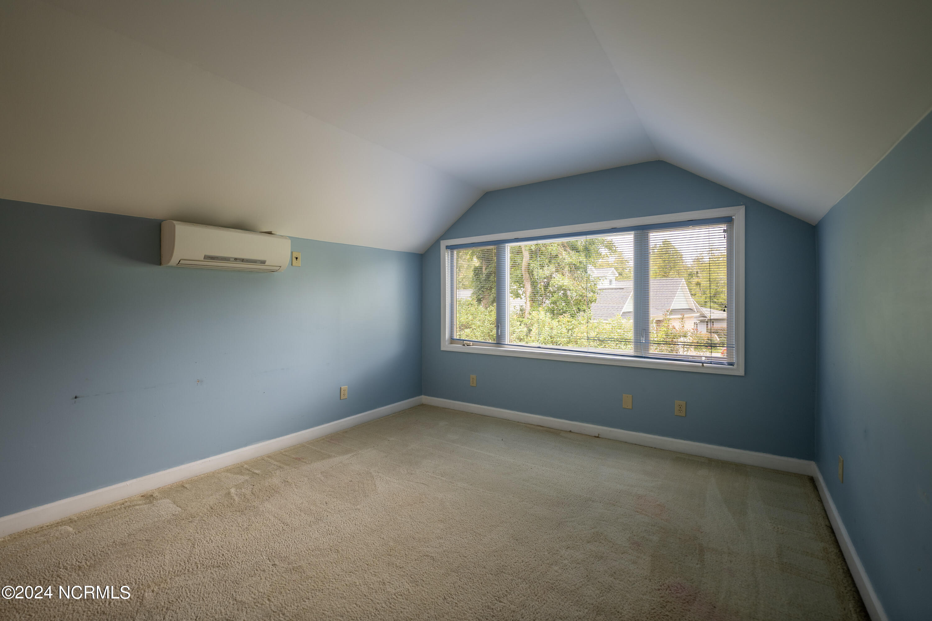 110 Olde Point Road Property Photo 45