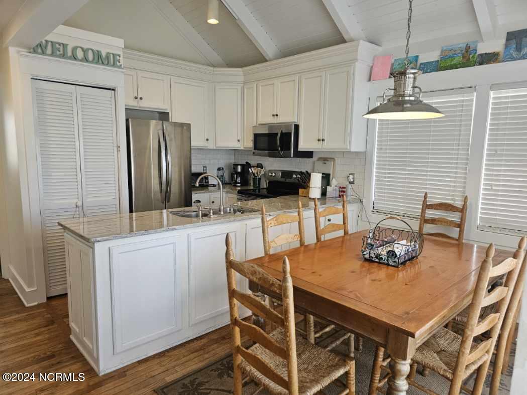 305 S Bald Head Wynd 15 Property Photo 12