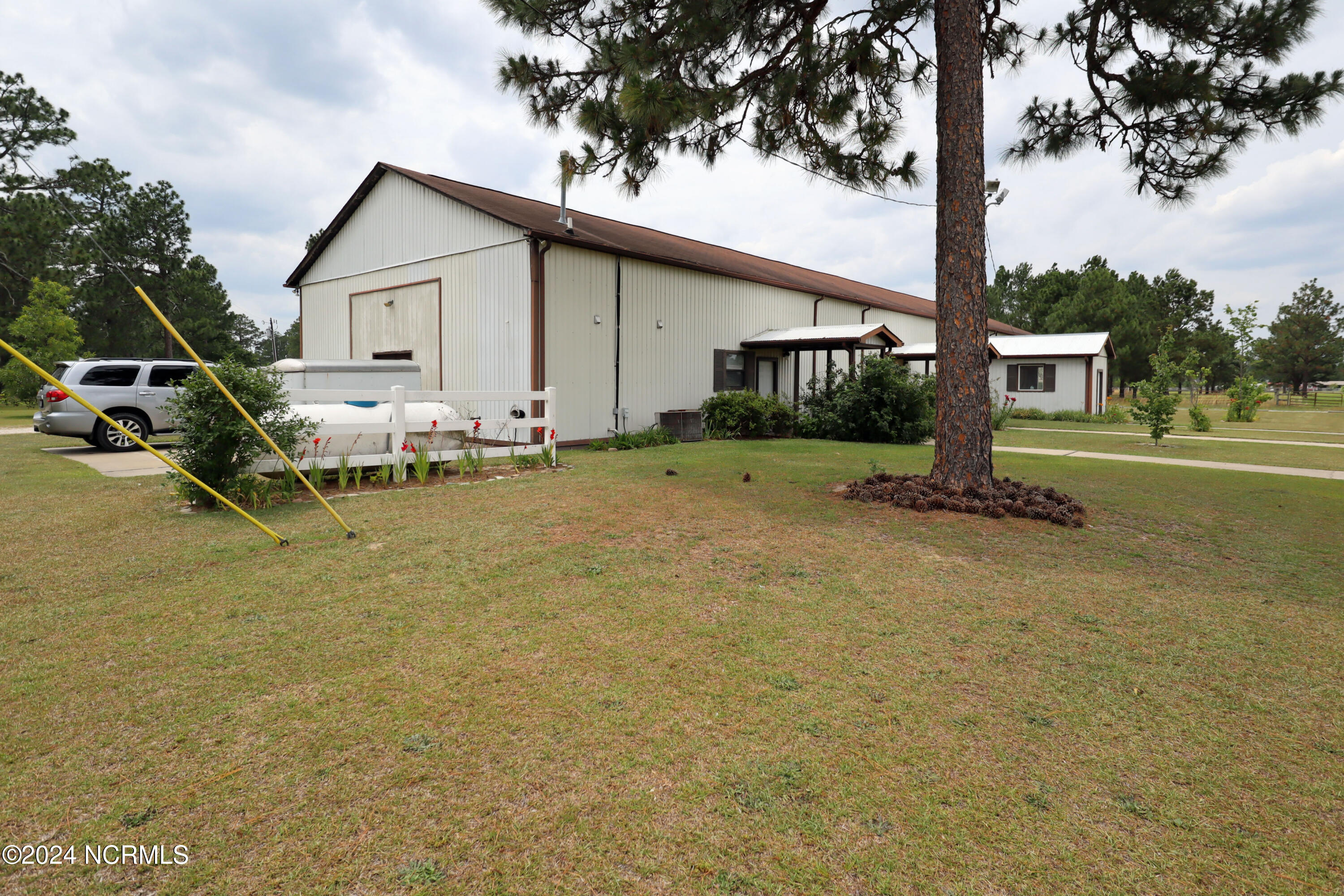 135 Jolinda Road Property Photo 6