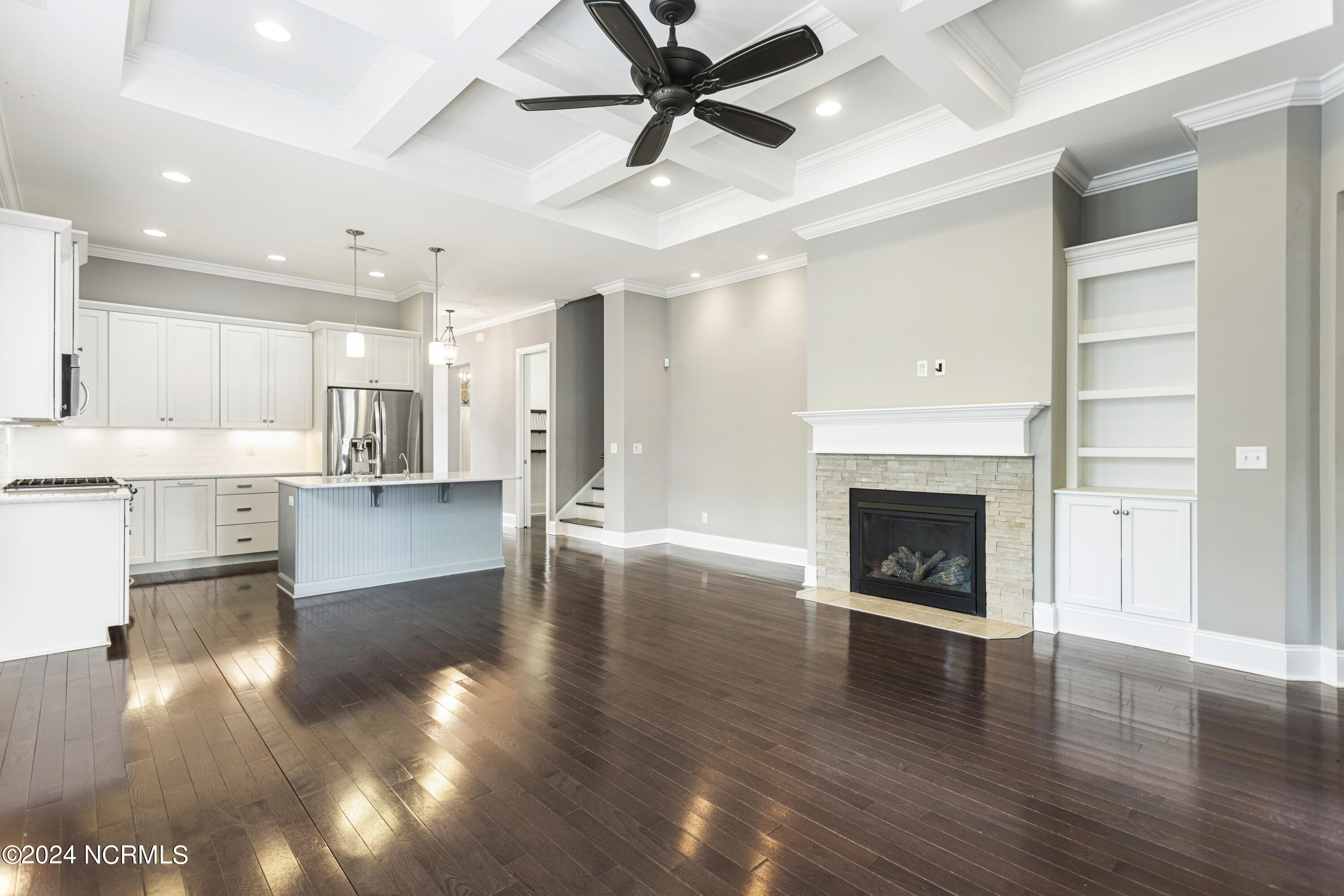1230 Pinfish Lane Property Photo 8