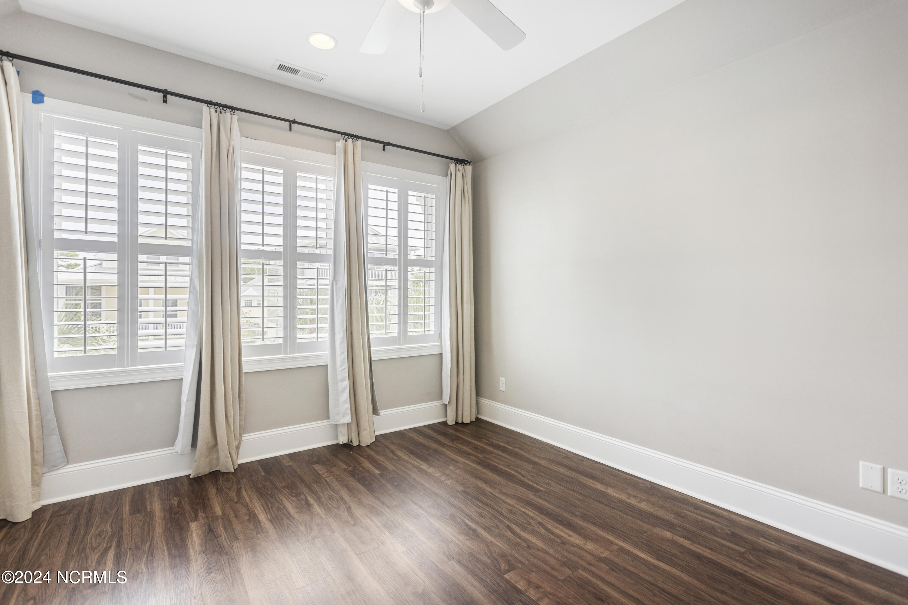 1230 Pinfish Lane Property Photo 32