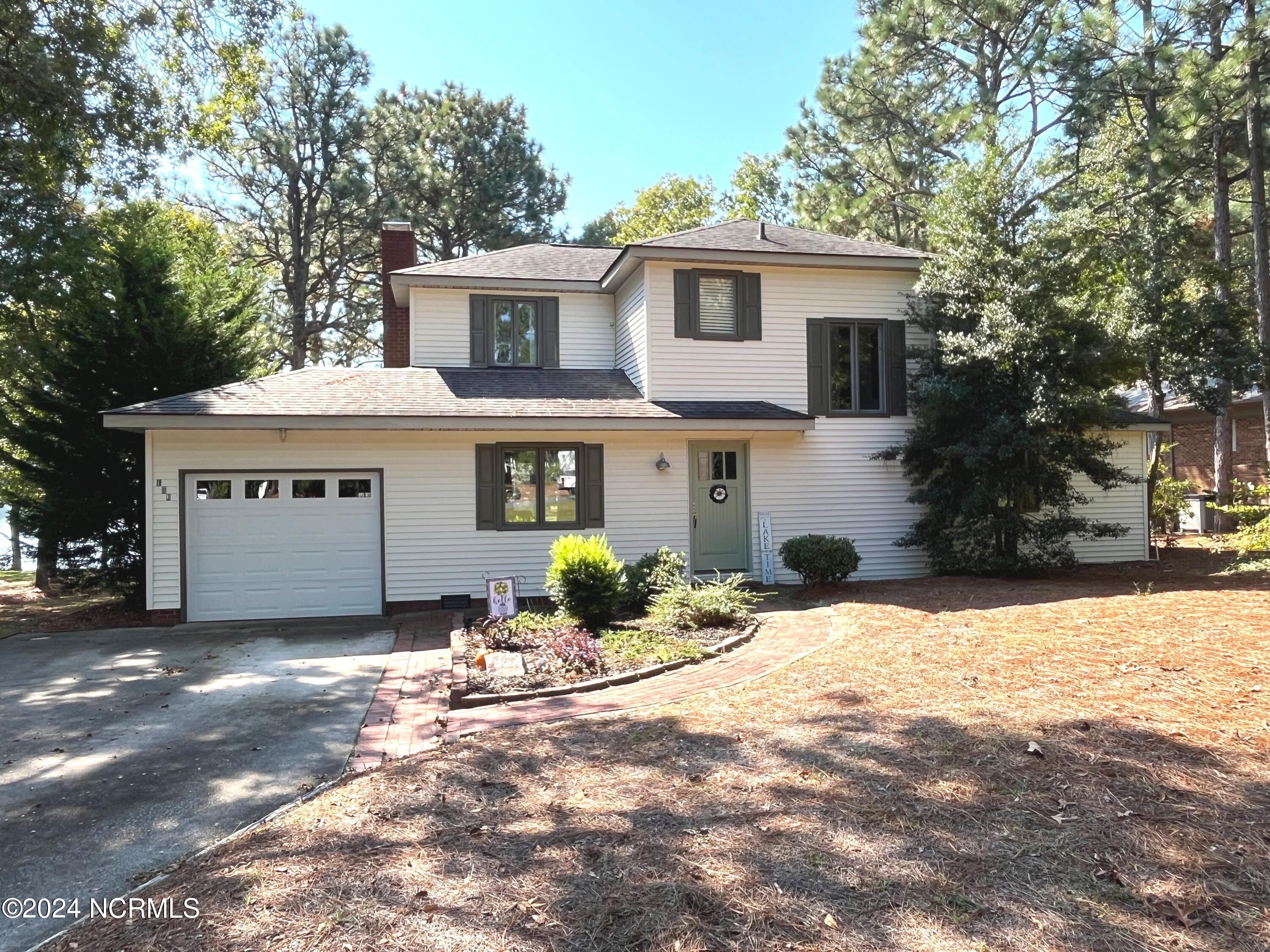 103 Edgewater Drive Property Photo