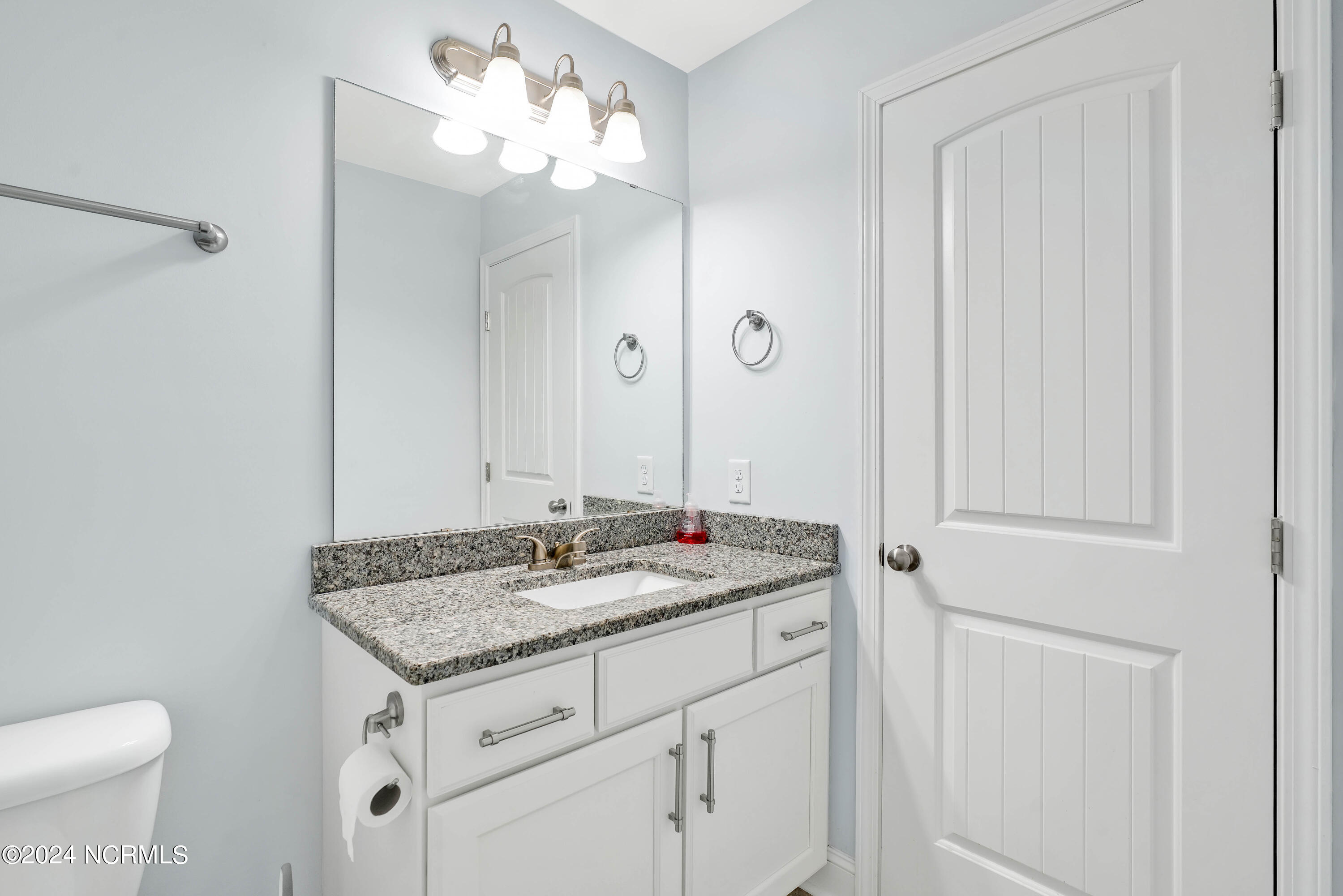 387 Beau Rivage Drive Property Photo 15