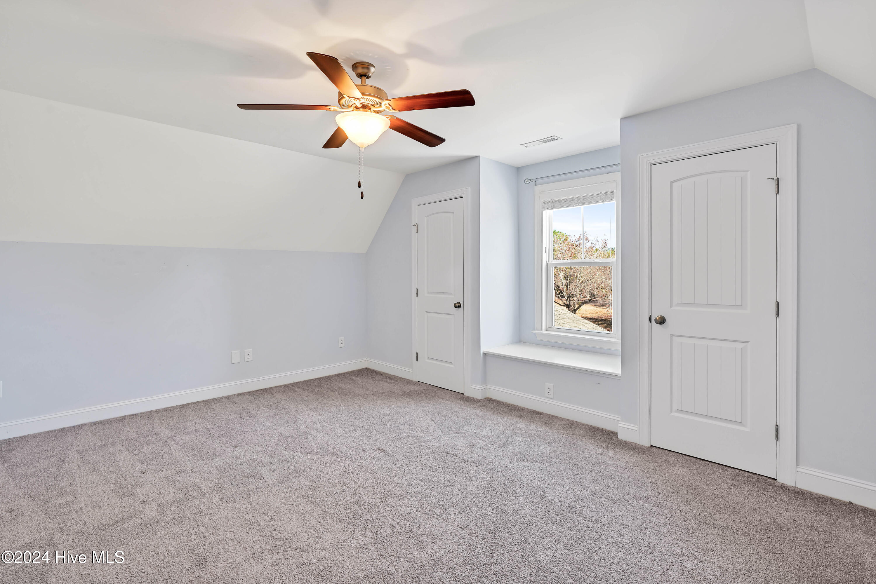 387 Beau Rivage Drive Property Photo 16